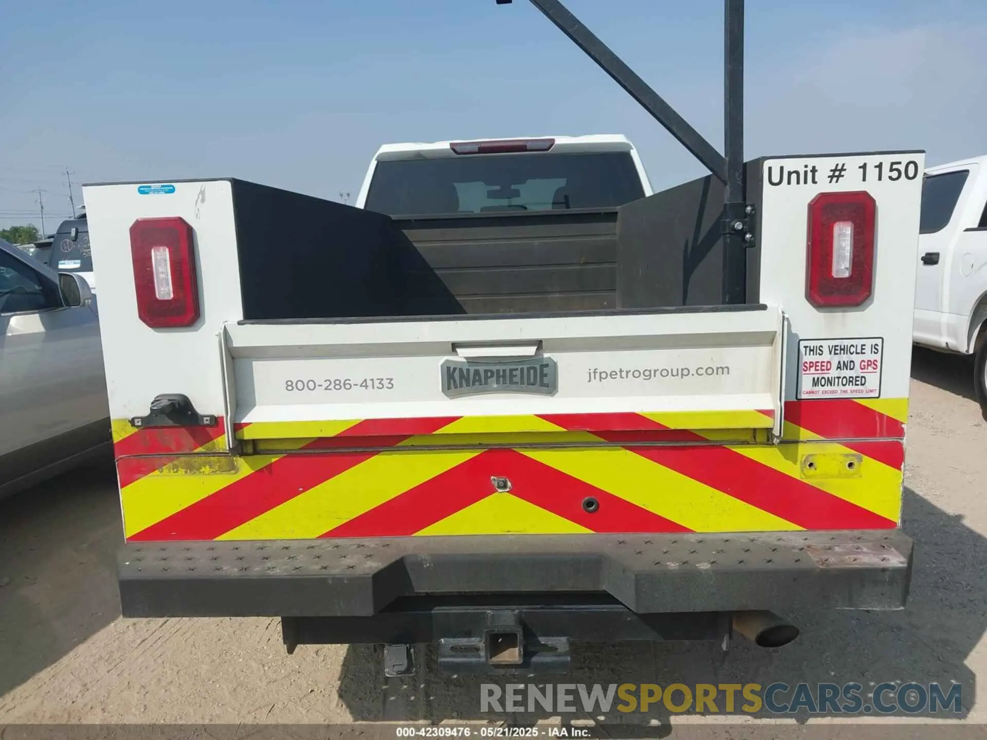15 Photograph of a damaged car 1GD58LE71LF315392 GMC SIERRA 2500HD 2020