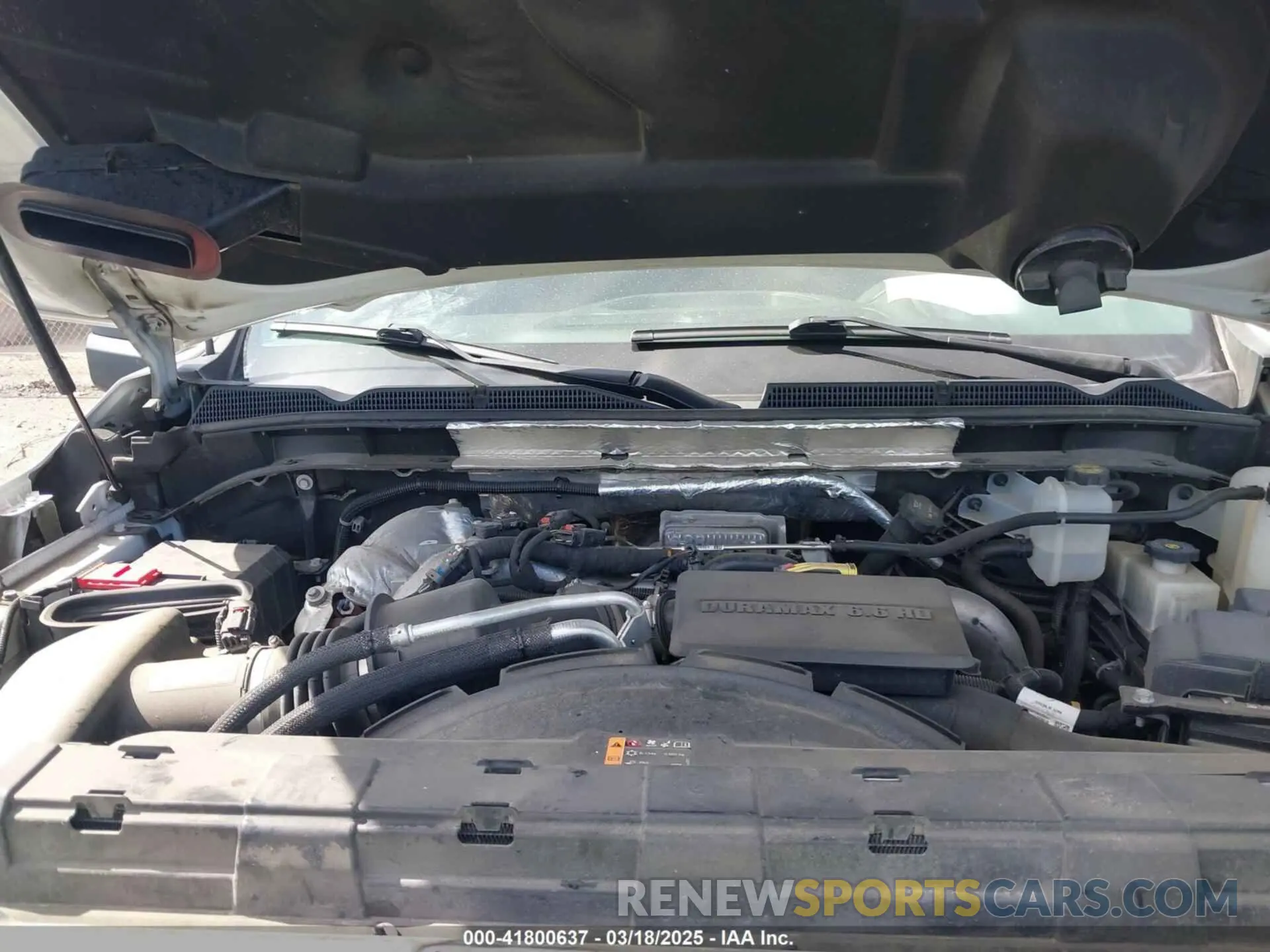 9 Photograph of a damaged car 1GT49PEYXLF348159 GMC SIERRA 2500HD 2020