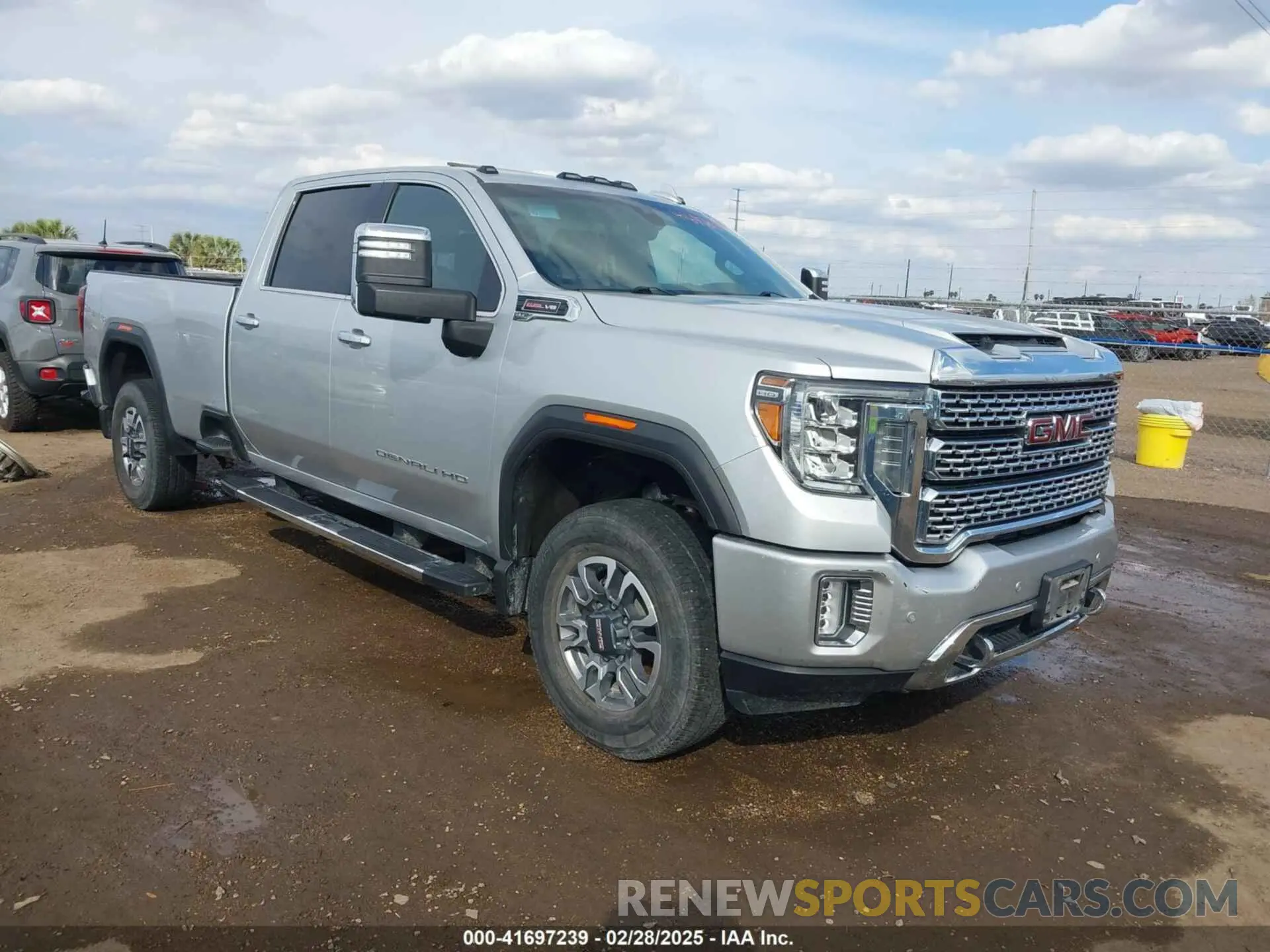 1 Photograph of a damaged car 1GT49RE76LF188395 GMC SIERRA 2500HD 2020
