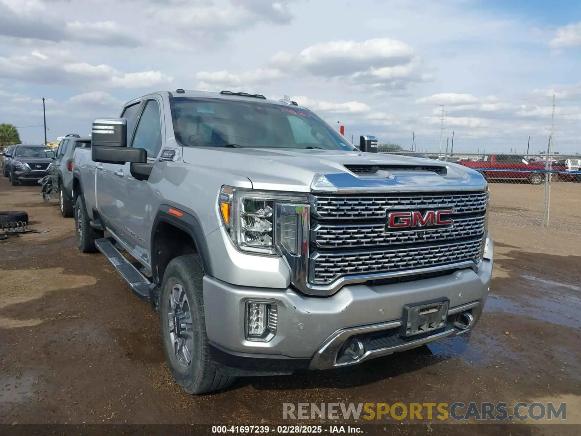 10 Photograph of a damaged car 1GT49RE76LF188395 GMC SIERRA 2500HD 2020