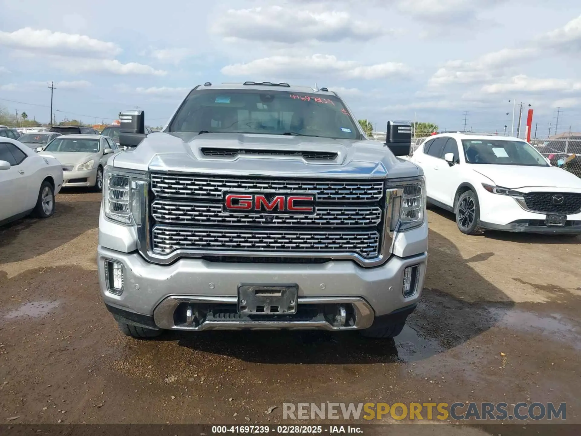 11 Photograph of a damaged car 1GT49RE76LF188395 GMC SIERRA 2500HD 2020