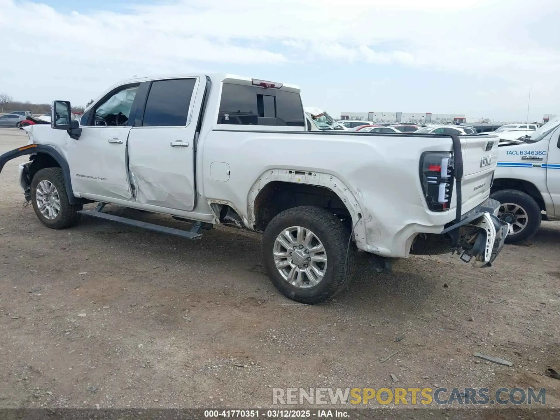 3 Photograph of a damaged car 1GT49REY0LF167275 GMC SIERRA 2500HD 2020