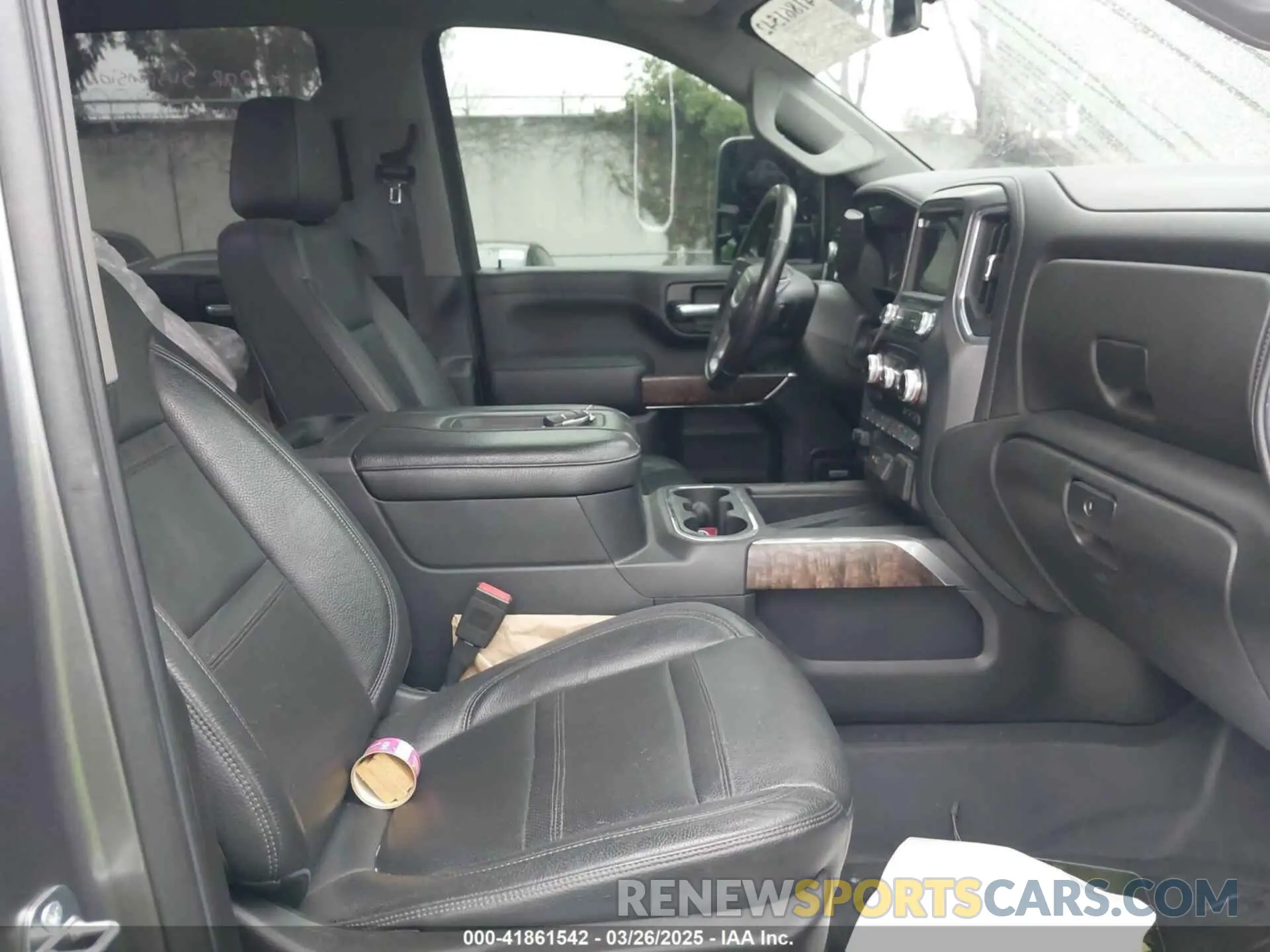 6 Photograph of a damaged car 1GT49REY4LF234878 GMC SIERRA 2500HD 2020