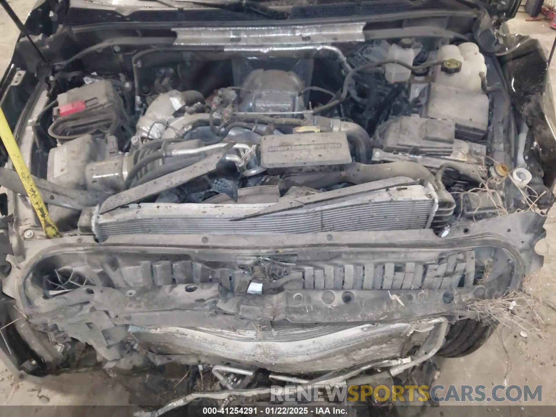 10 Photograph of a damaged car 1GT49REY6LF126360 GMC SIERRA 2500HD 2020