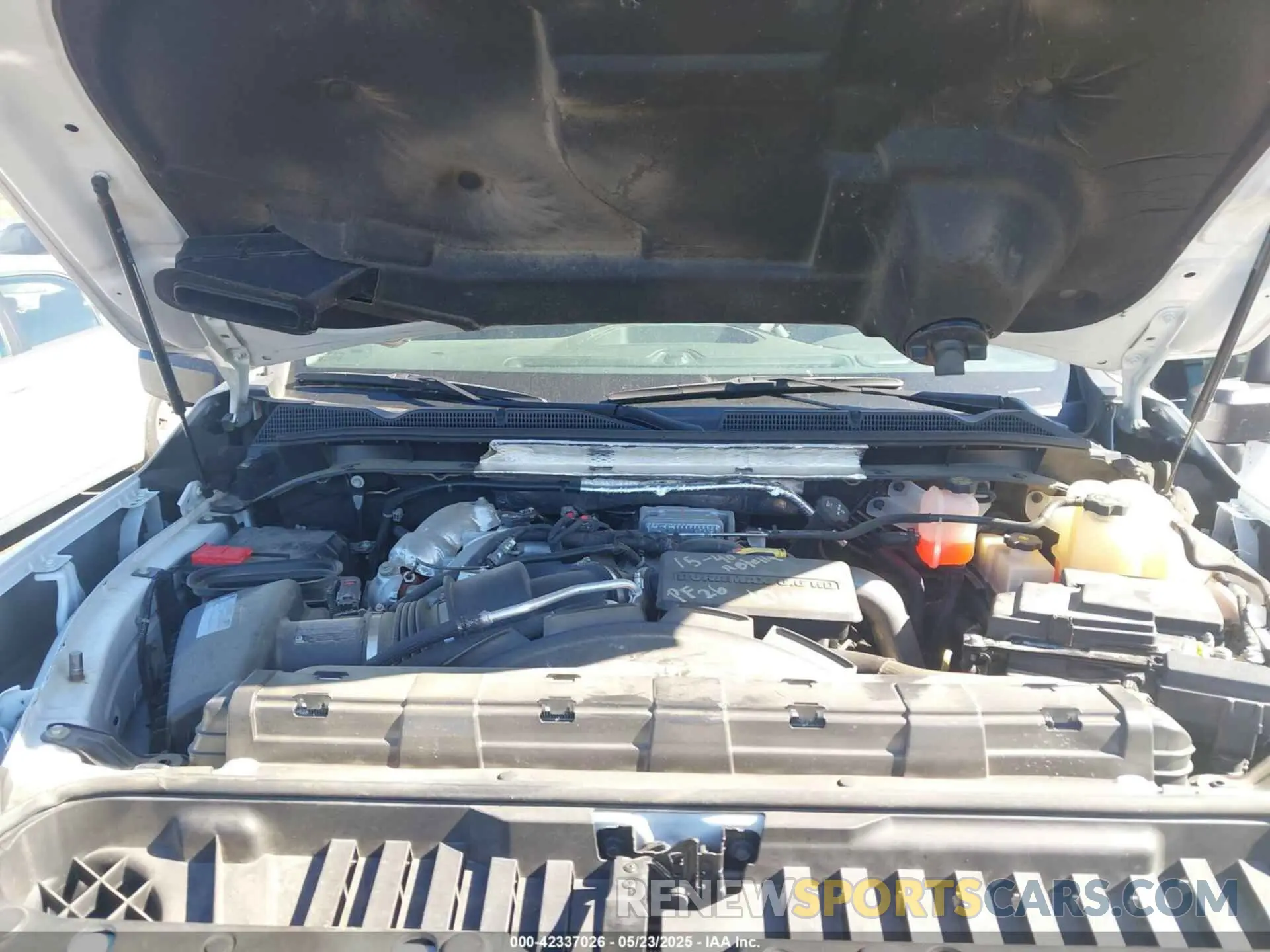 9 Photograph of a damaged car 1GT49REY6LF302999 GMC SIERRA 2500HD 2020
