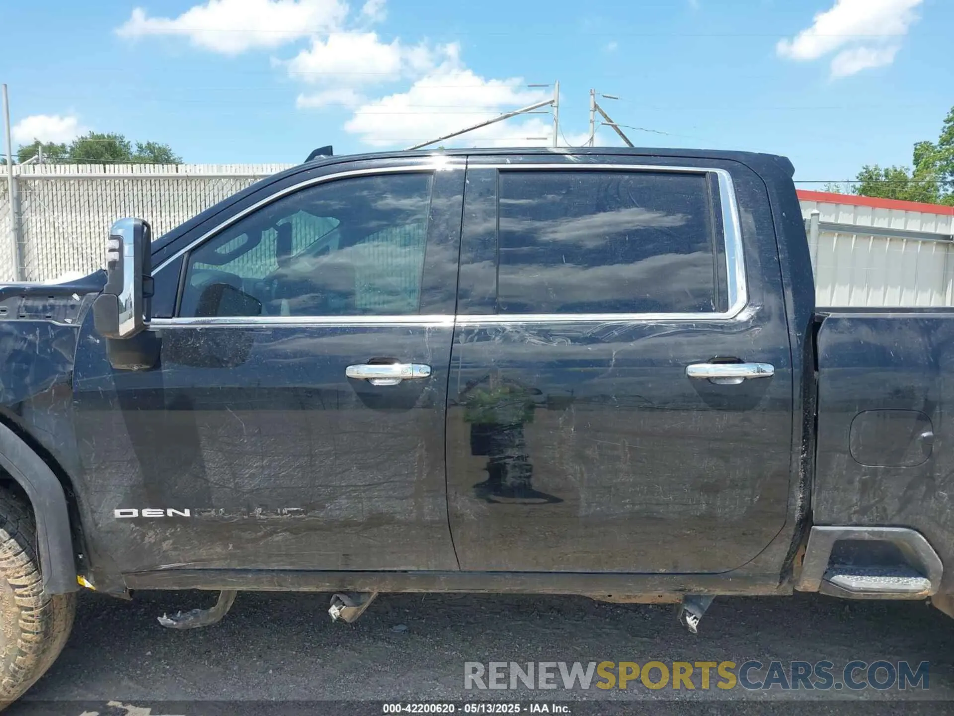 13 Photograph of a damaged car 1GT49REY7LF197213 GMC SIERRA 2500HD 2020