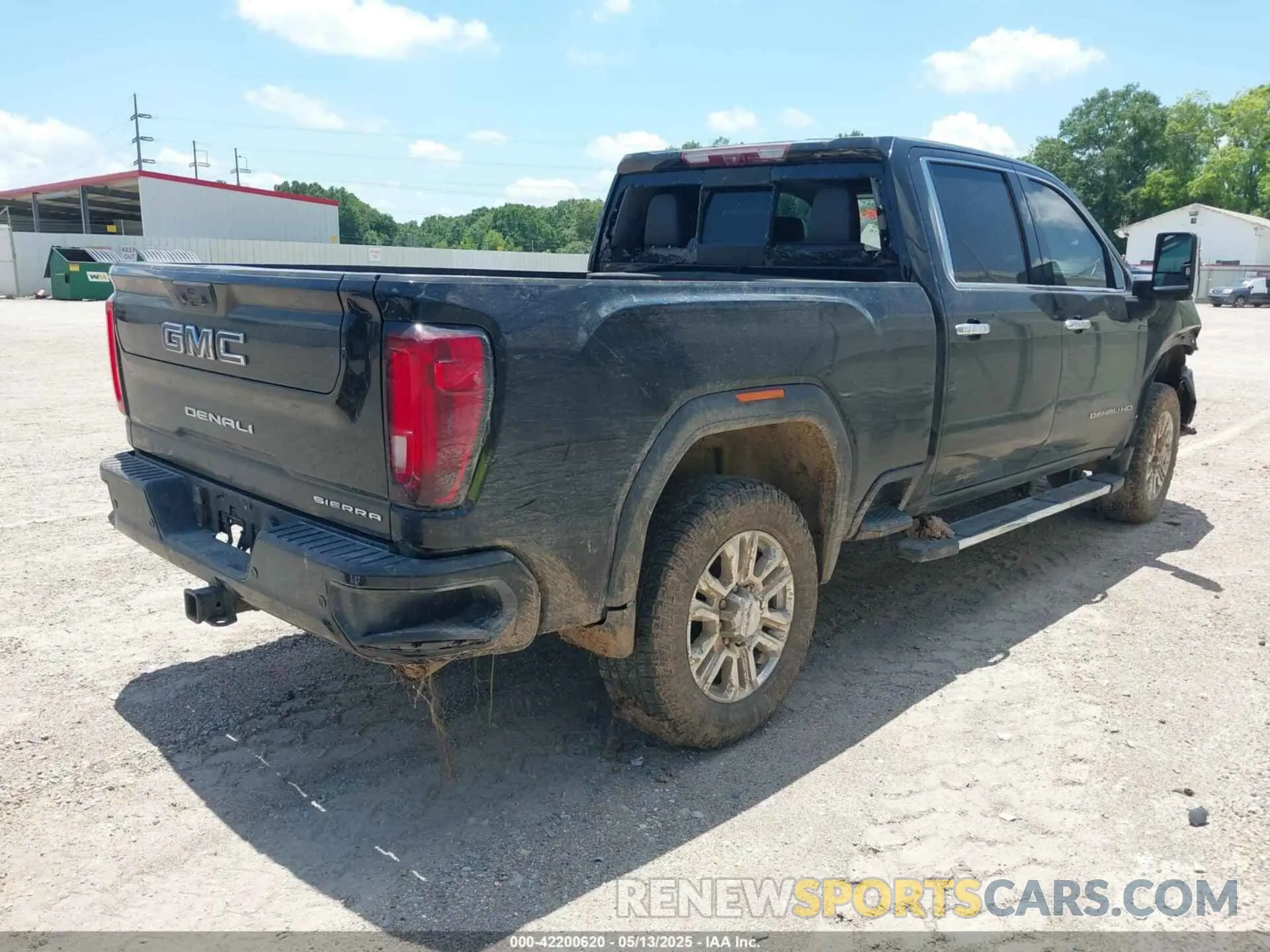 4 Photograph of a damaged car 1GT49REY7LF197213 GMC SIERRA 2500HD 2020