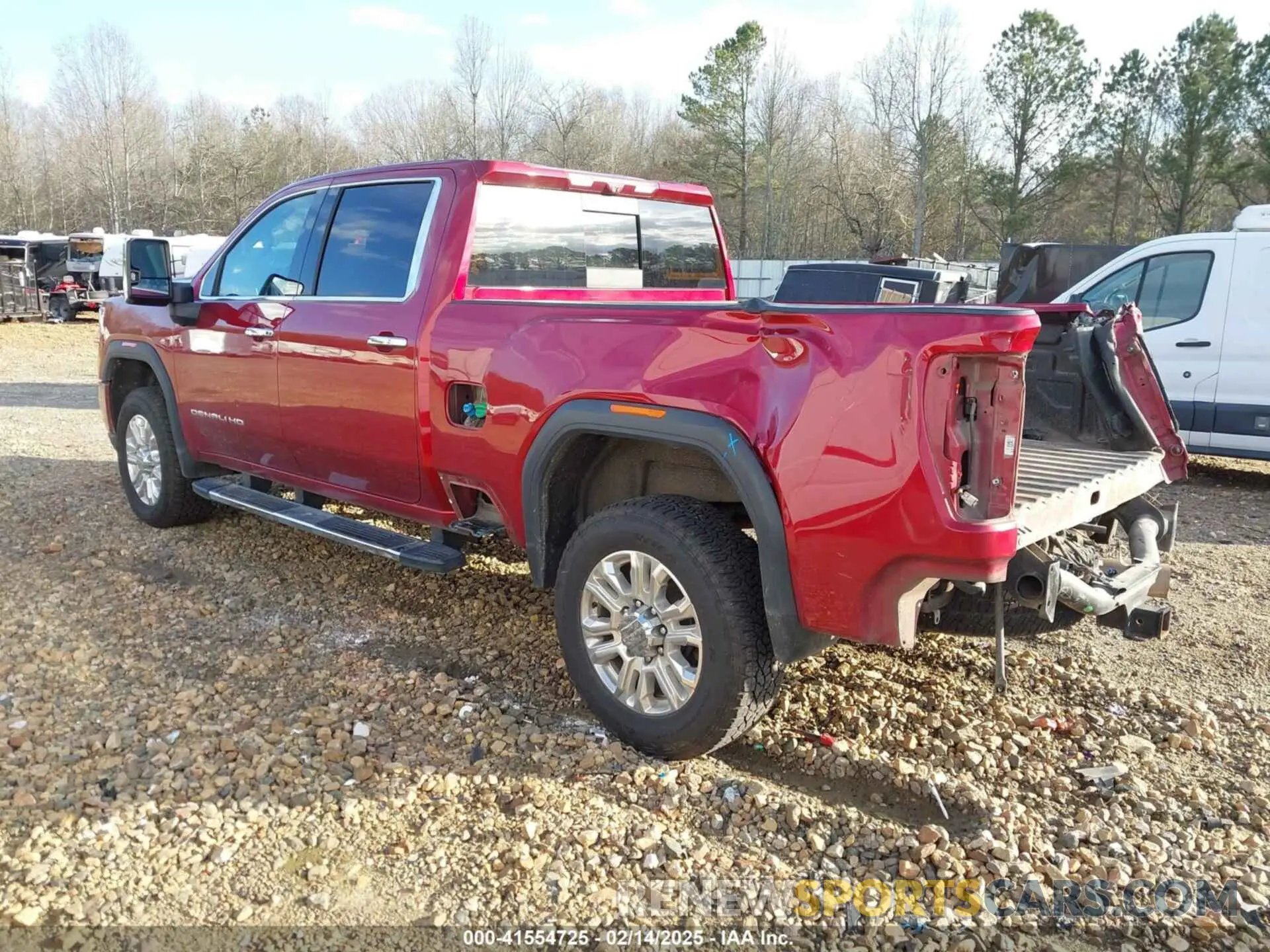 3 Photograph of a damaged car 1GT49REY7LF233269 GMC SIERRA 2500HD 2020