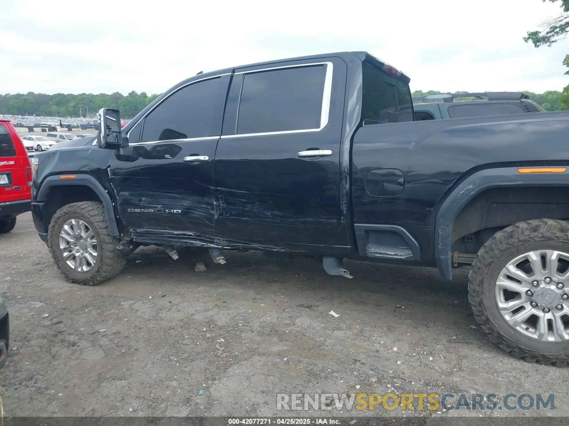 11 Photograph of a damaged car 1GT49REY8LF106269 GMC SIERRA 2500HD 2020