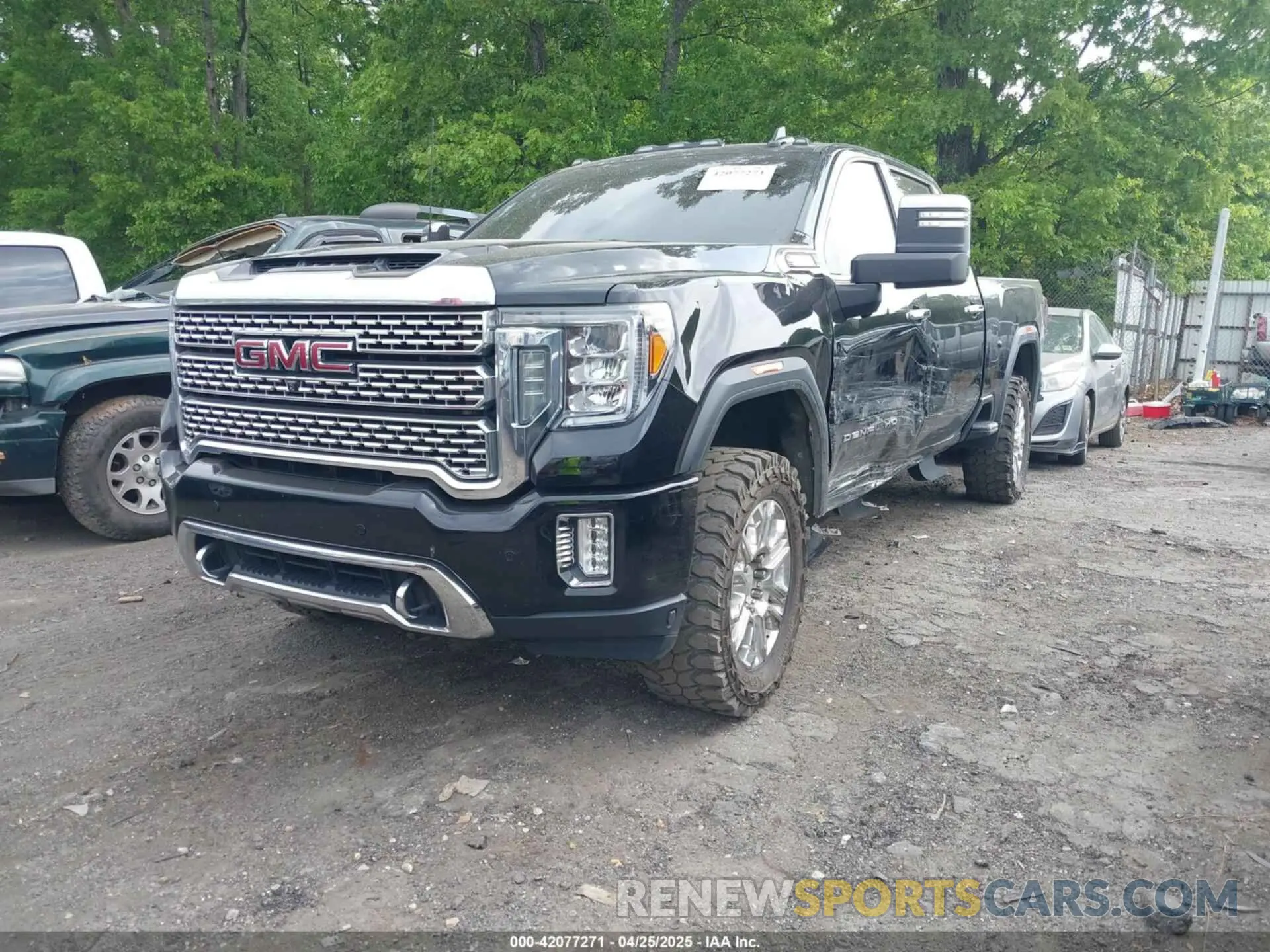 2 Photograph of a damaged car 1GT49REY8LF106269 GMC SIERRA 2500HD 2020