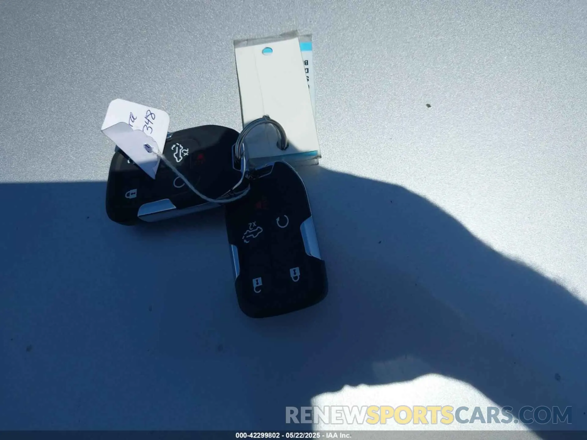 10 Photograph of a damaged car 1GT49REY9LF298348 GMC SIERRA 2500HD 2020