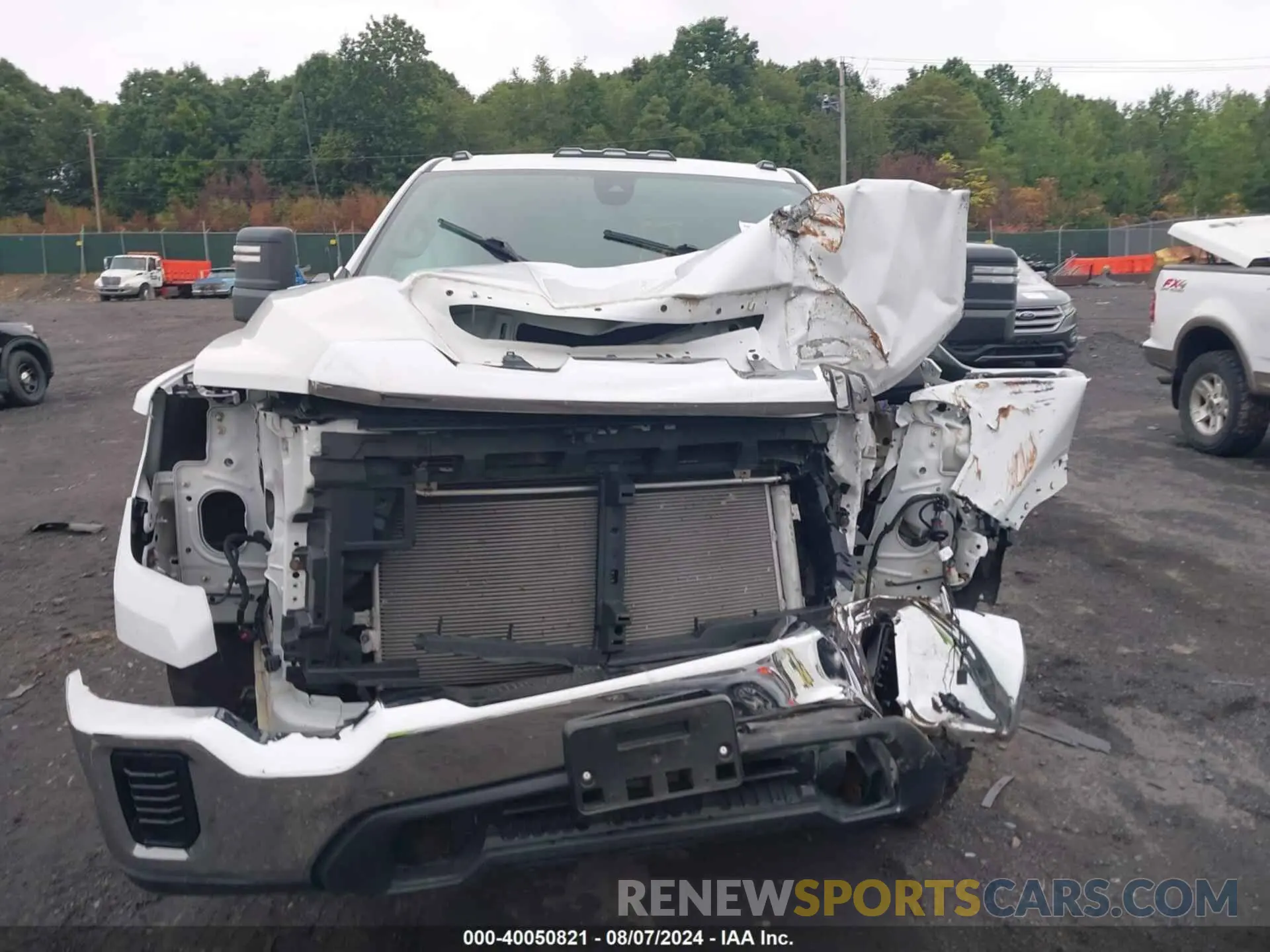 11 Photograph of a damaged car 1GT49LE70MF120172 GMC SIERRA 2500HD 2021