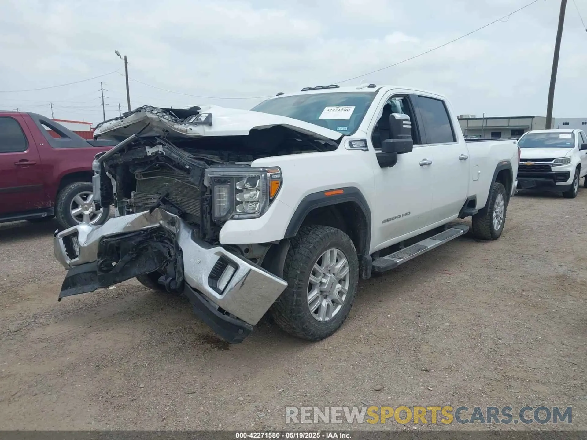 2 Photograph of a damaged car 1GT49NEY2MF116094 GMC SIERRA 2500HD 2021