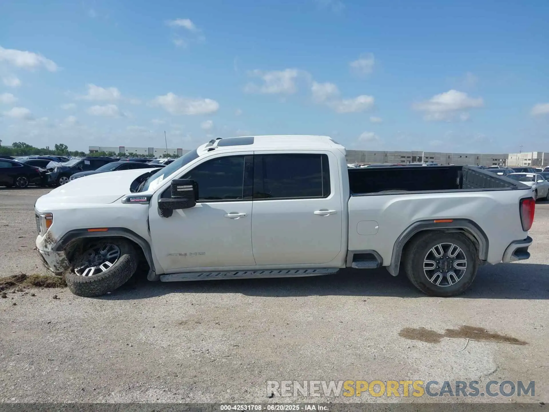 14 Photograph of a damaged car 1GT49PEY9MF113883 GMC SIERRA 2500HD 2021