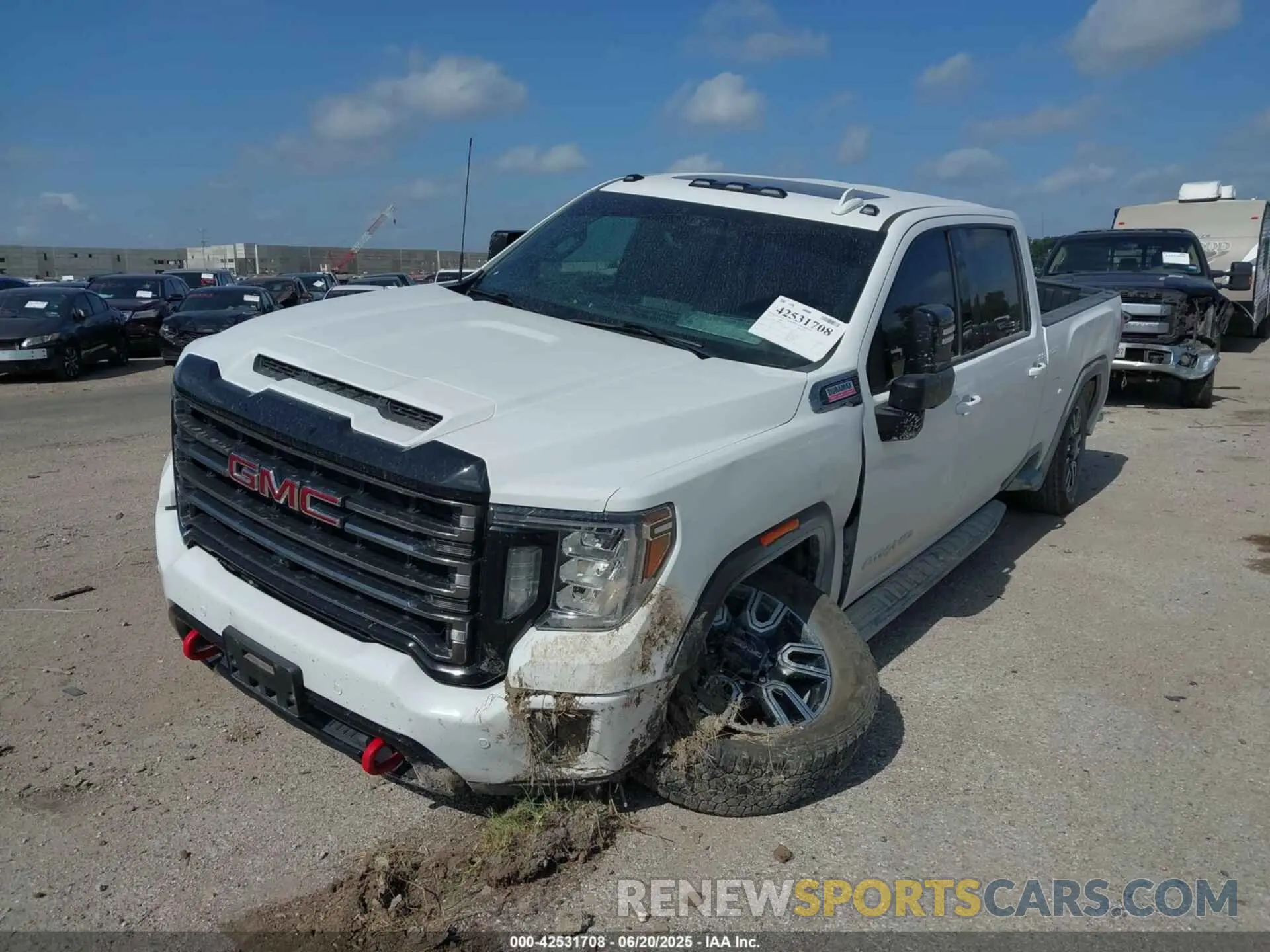 2 Photograph of a damaged car 1GT49PEY9MF113883 GMC SIERRA 2500HD 2021