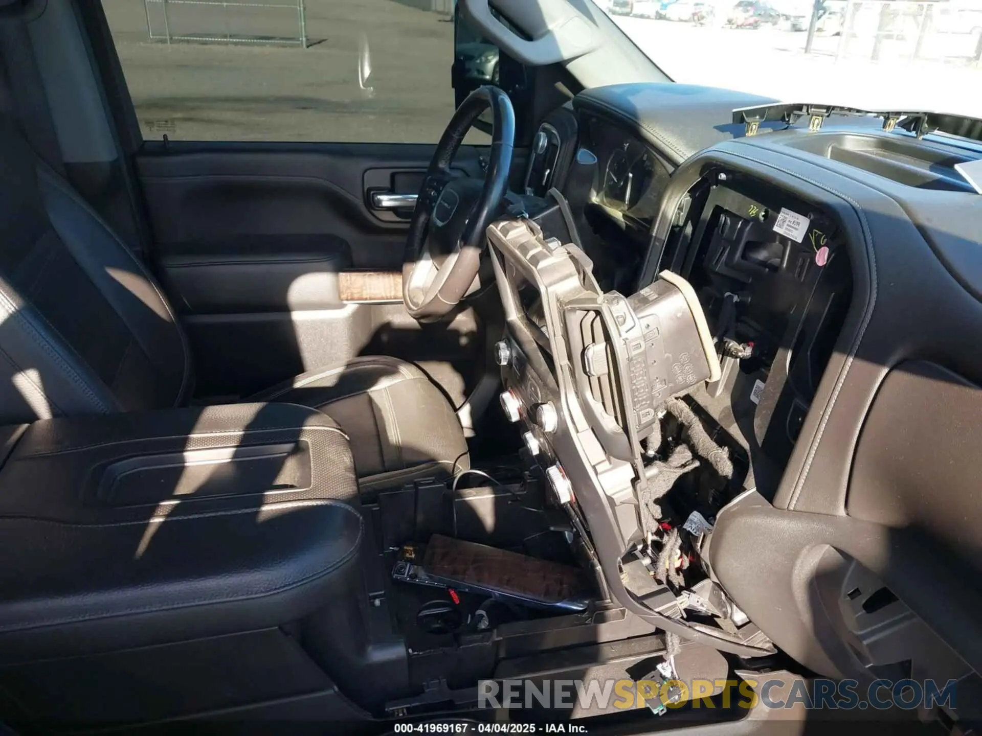 11 Photograph of a damaged car 1GT49REY0MF103609 GMC SIERRA 2500HD 2021
