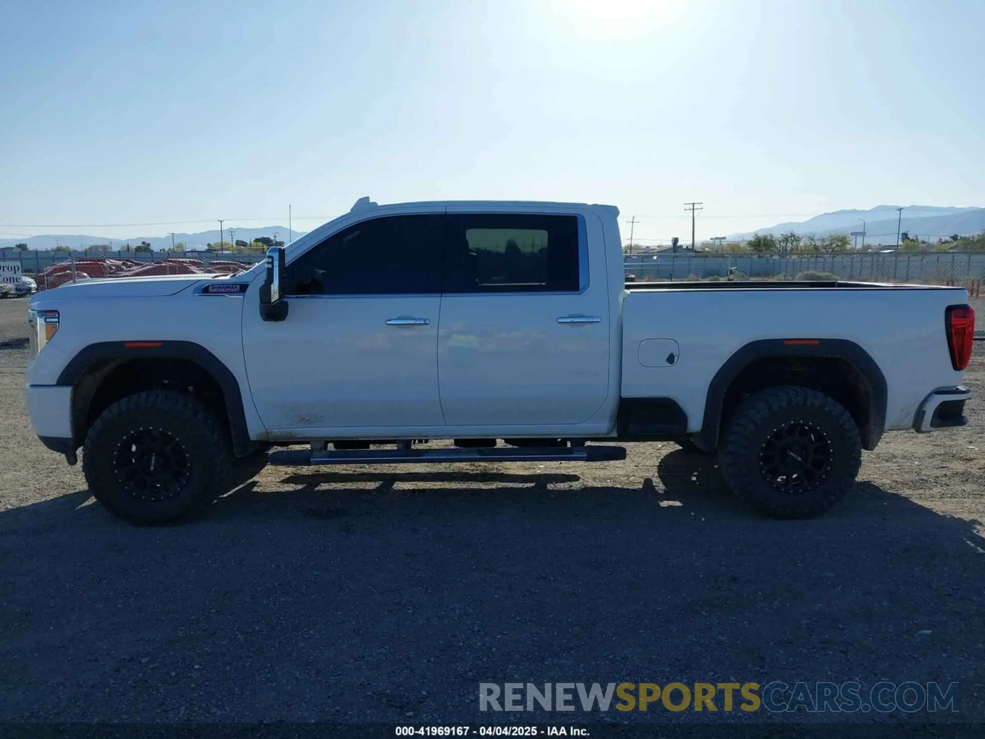 15 Photograph of a damaged car 1GT49REY0MF103609 GMC SIERRA 2500HD 2021