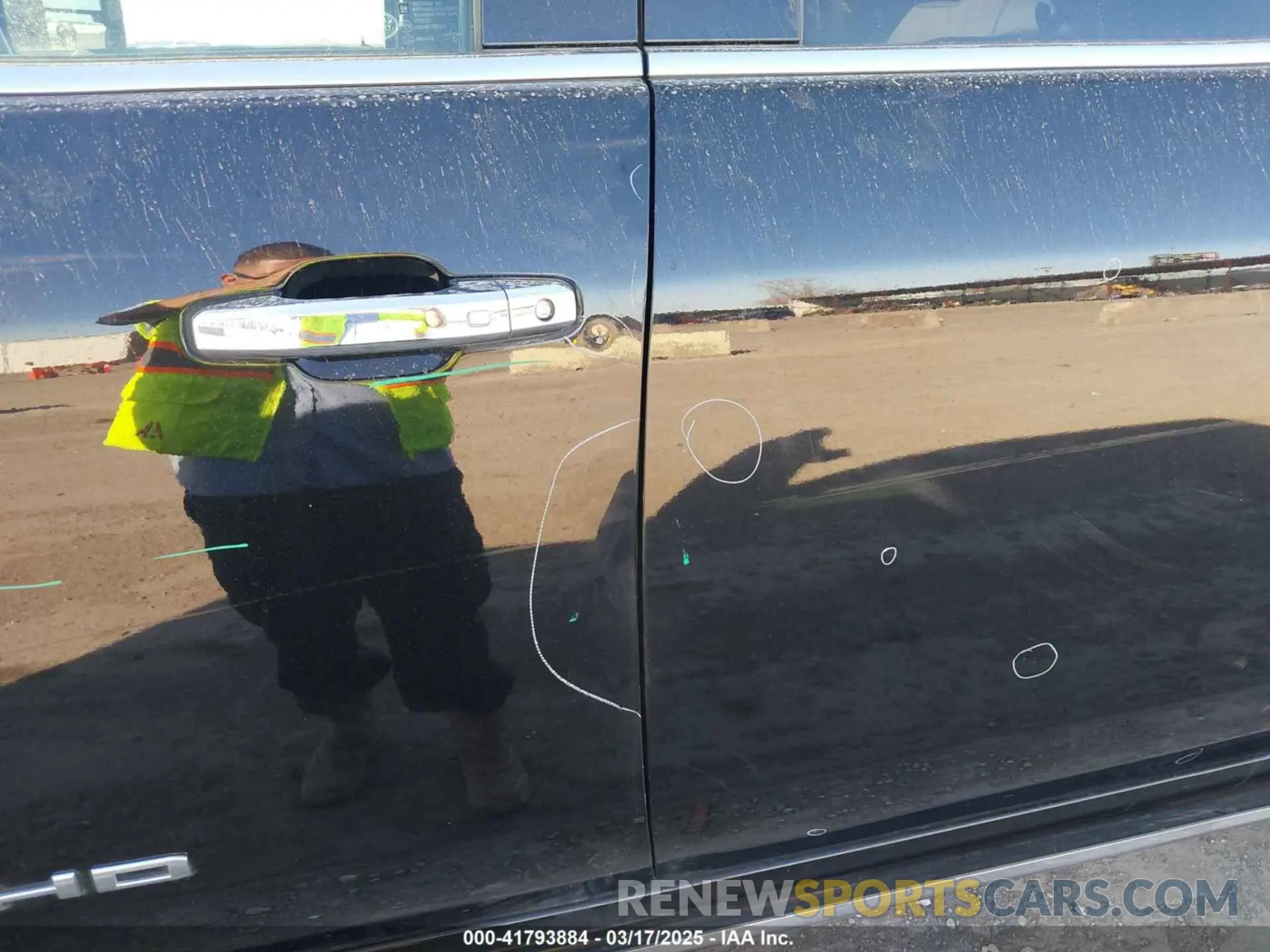 11 Photograph of a damaged car 1GT49REY2MF222360 GMC SIERRA 2500HD 2021