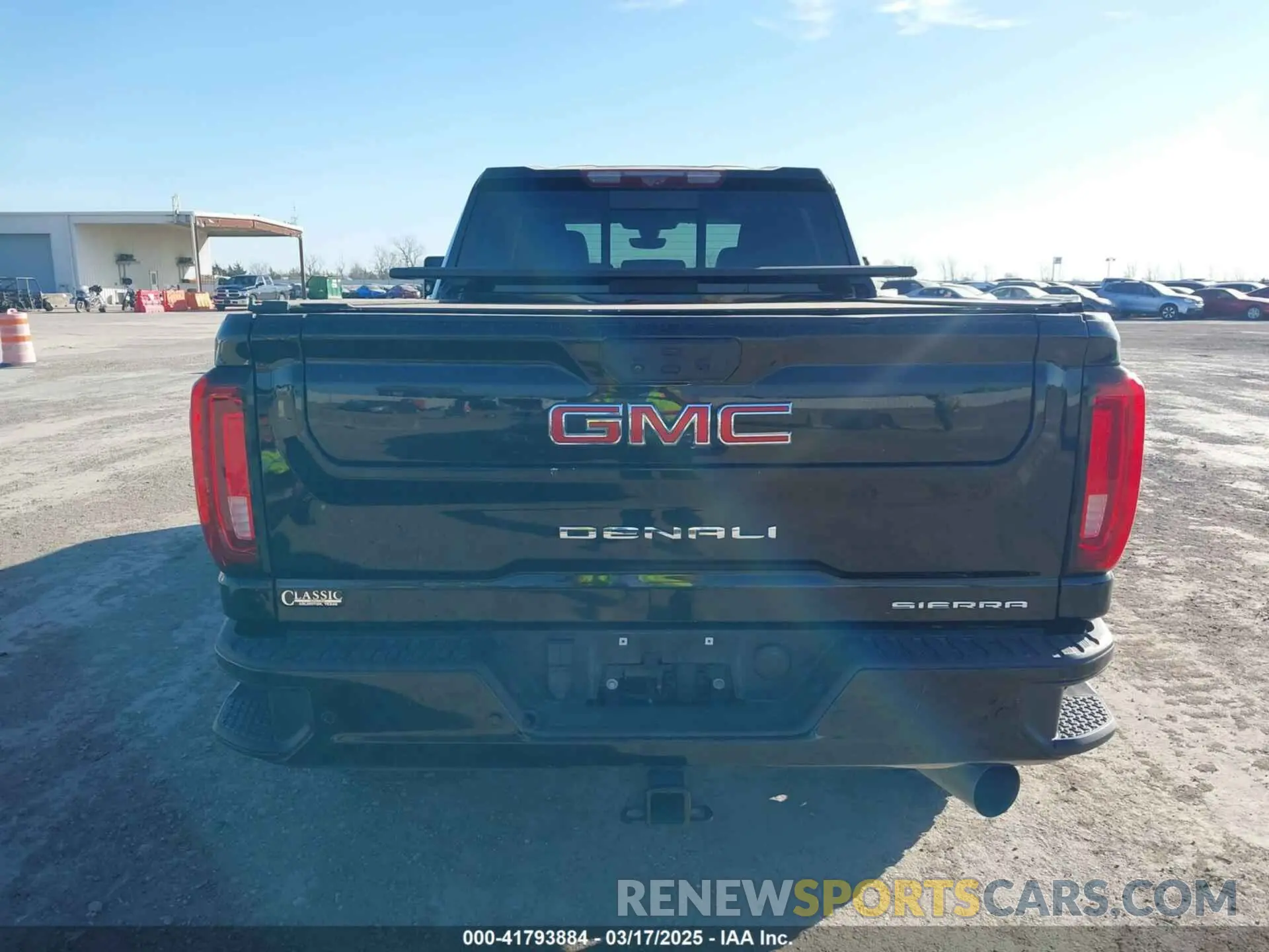 15 Photograph of a damaged car 1GT49REY2MF222360 GMC SIERRA 2500HD 2021