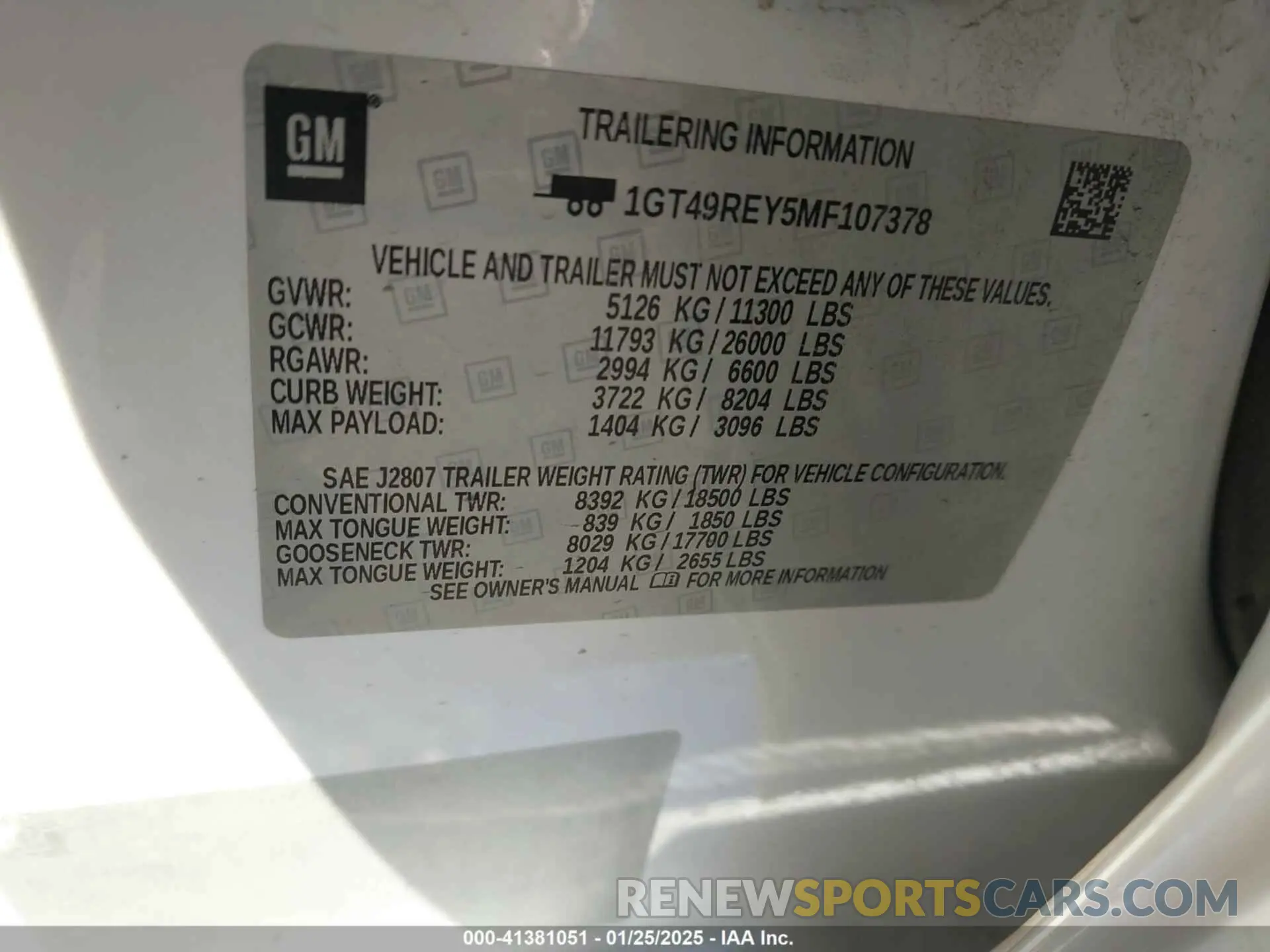8 Photograph of a damaged car 1GT49REY5MF107378 GMC SIERRA 2500HD 2021