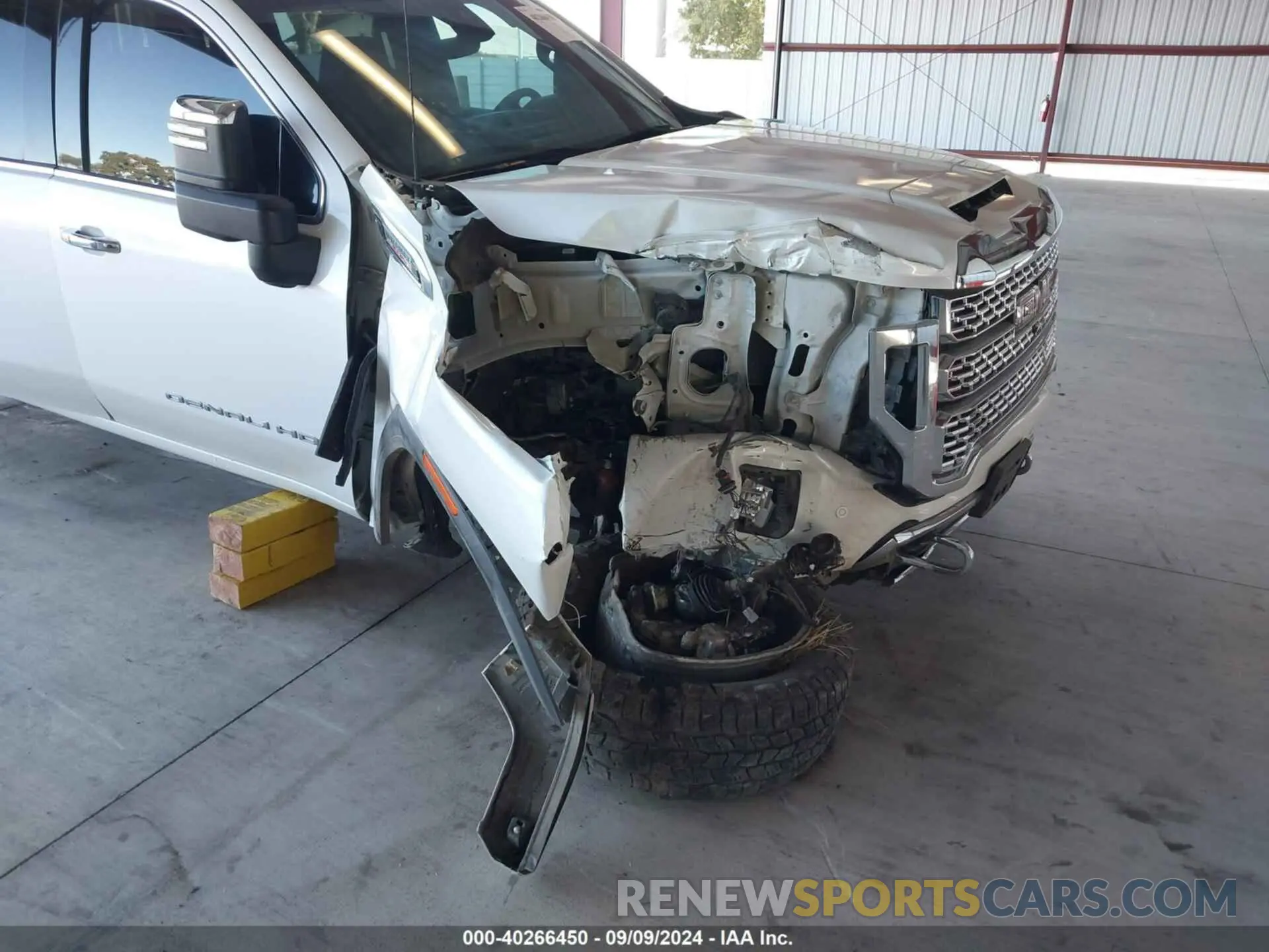 11 Photograph of a damaged car 1GT49REY5MF196496 GMC SIERRA 2500HD 2021