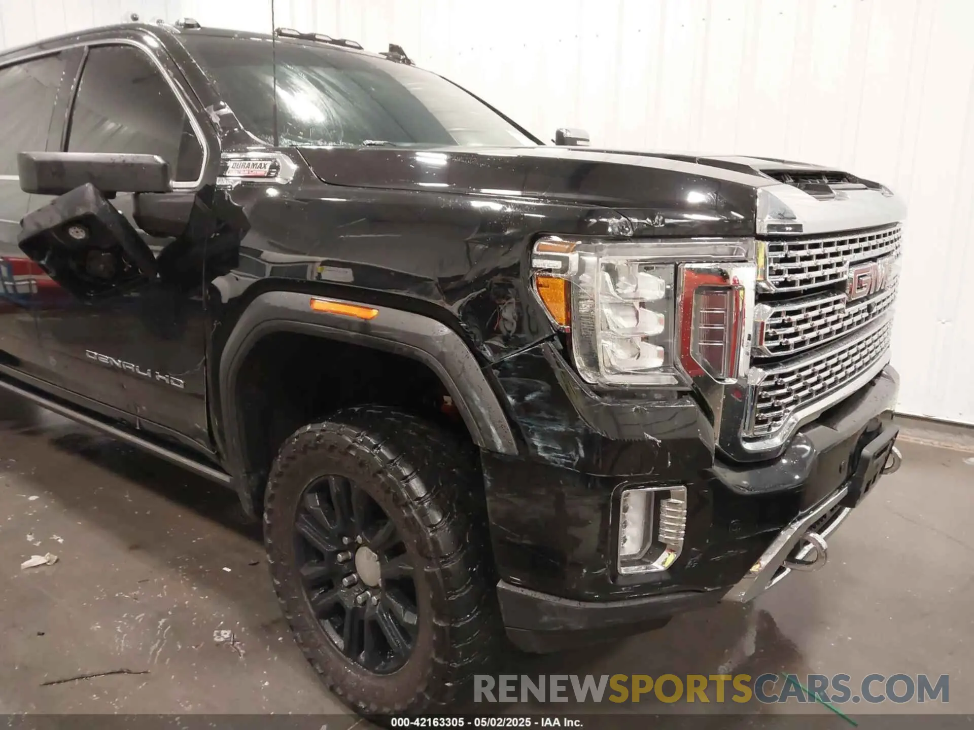 11 Photograph of a damaged car 1GT49REYXMF227709 GMC SIERRA 2500HD 2021