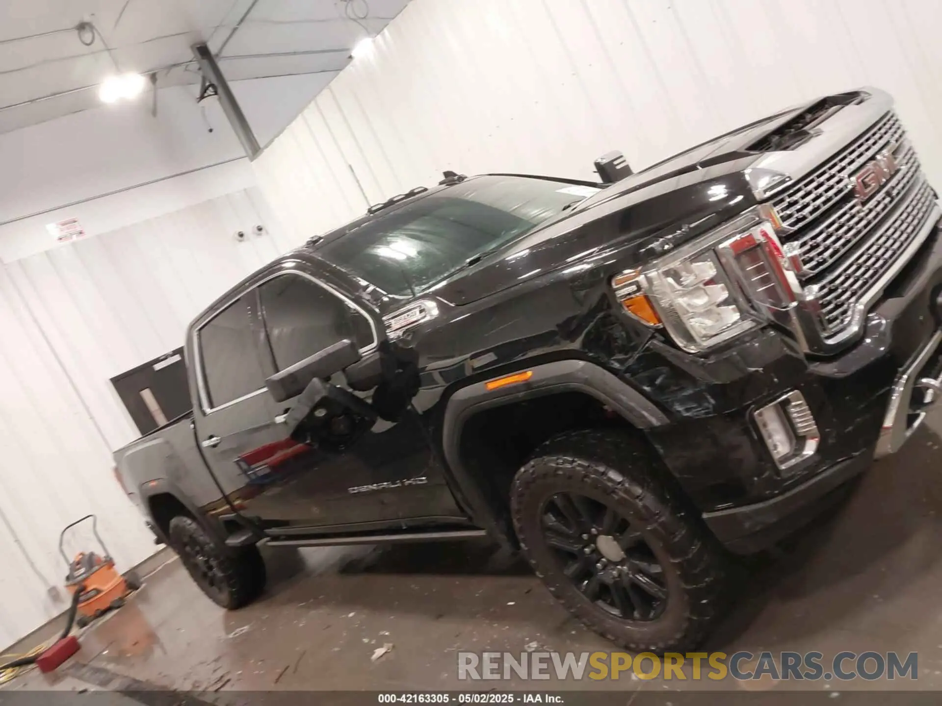 13 Photograph of a damaged car 1GT49REYXMF227709 GMC SIERRA 2500HD 2021