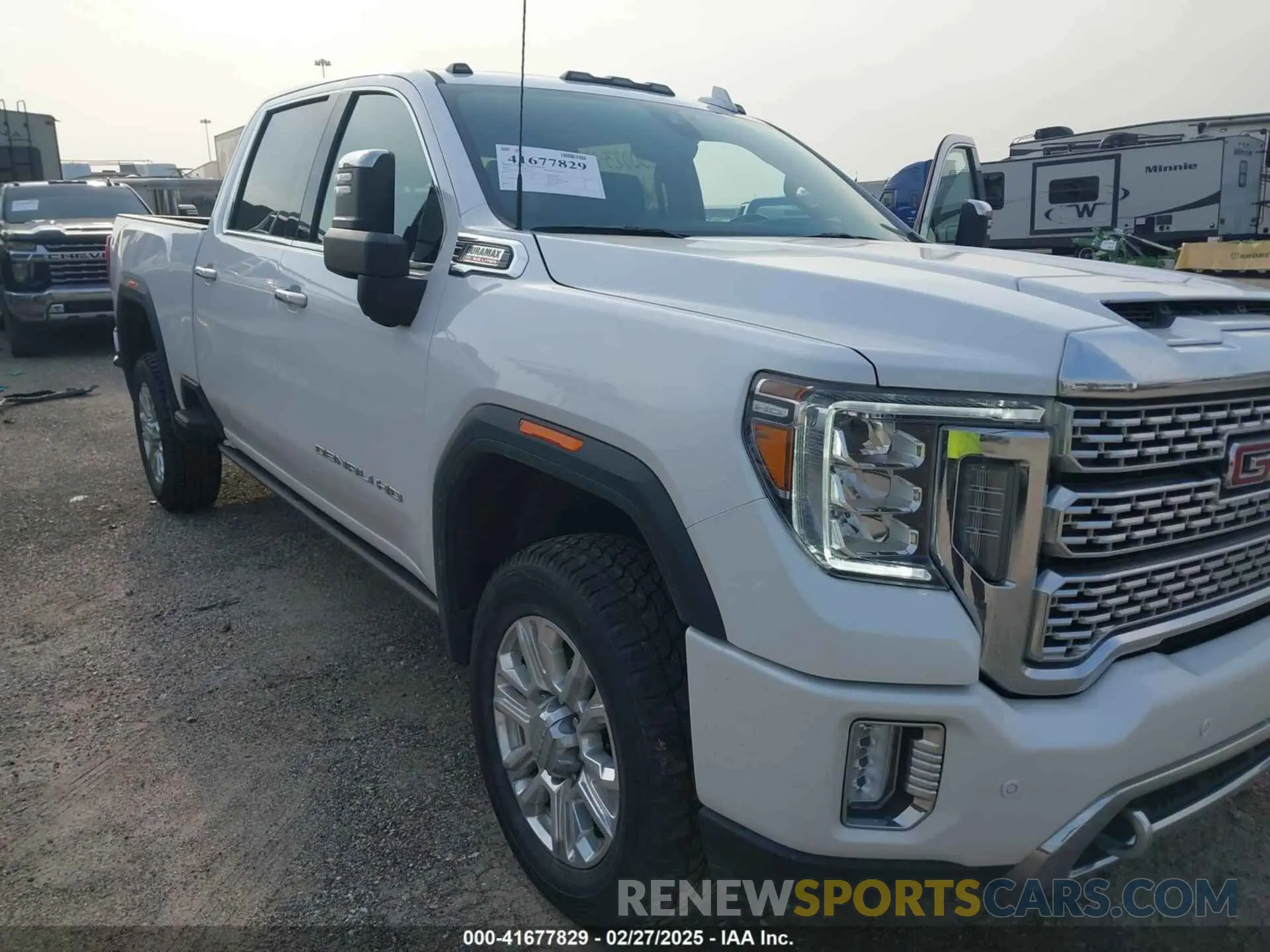 11 Photograph of a damaged car 1GT49REYXMF289367 GMC SIERRA 2500HD 2021