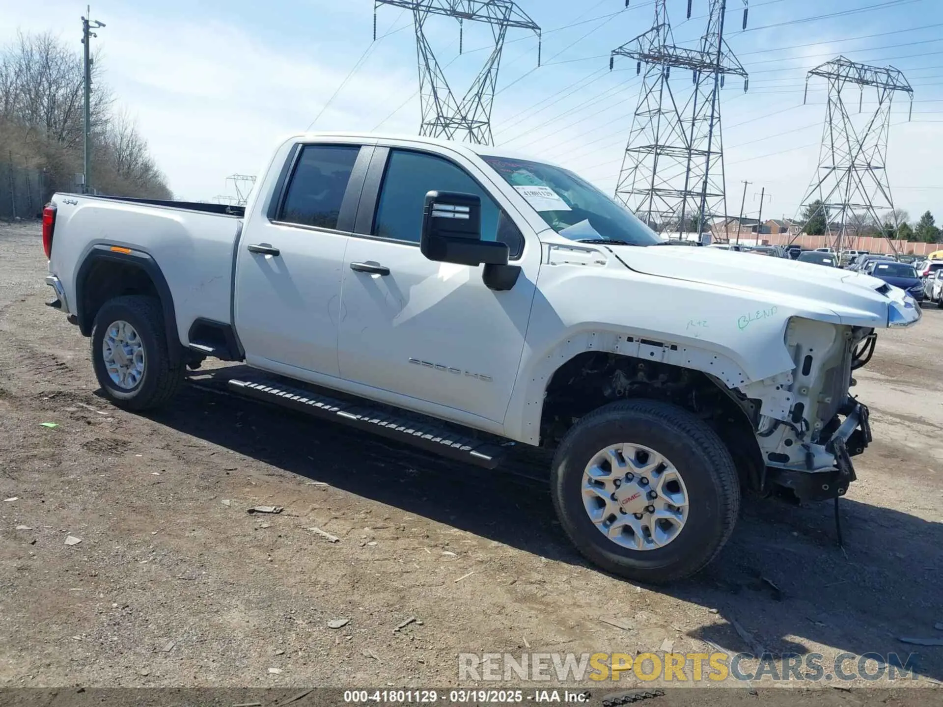 1 Photograph of a damaged car 1GT59LE75MF208395 GMC SIERRA 2500HD 2021