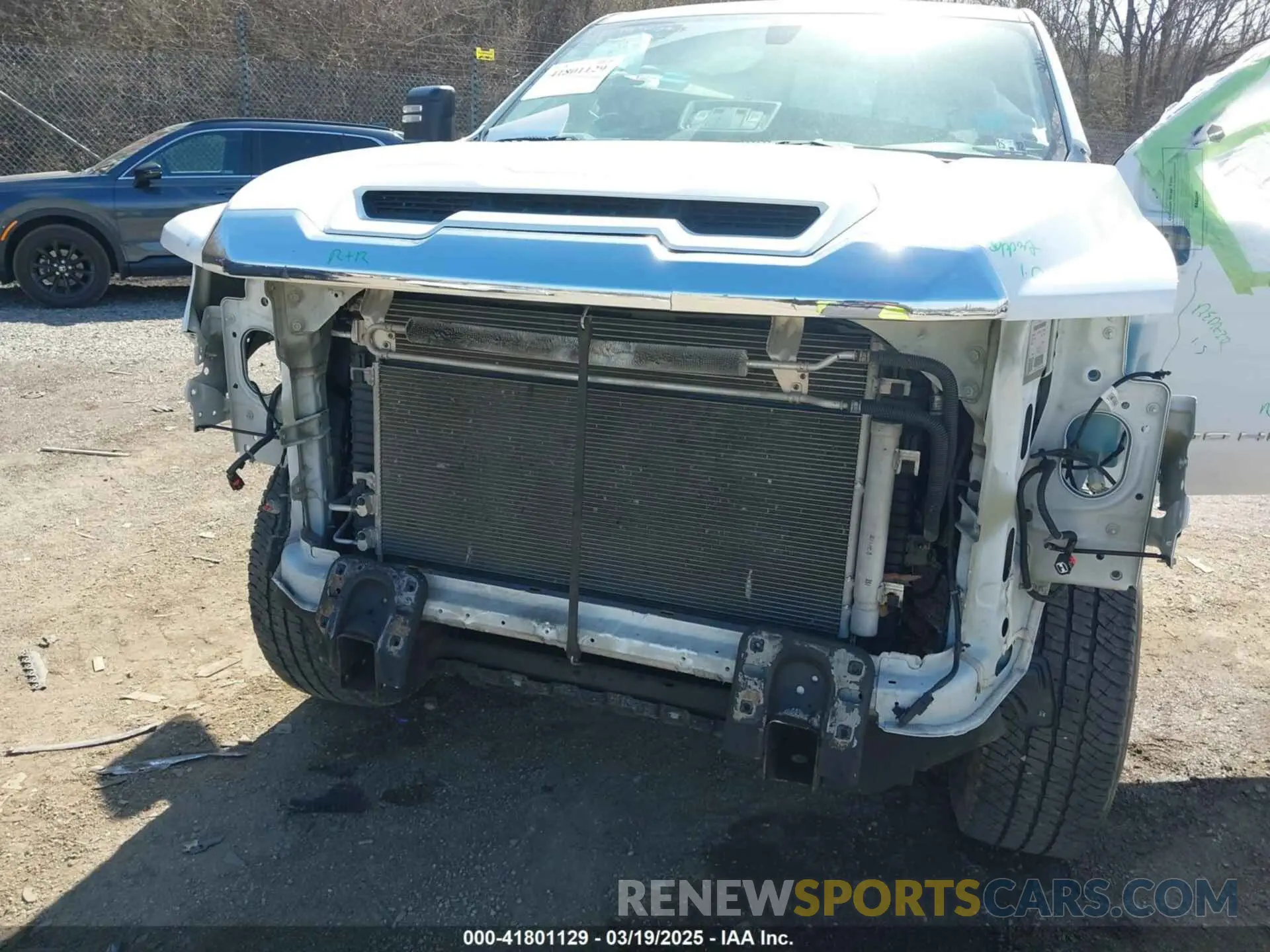 11 Photograph of a damaged car 1GT59LE75MF208395 GMC SIERRA 2500HD 2021
