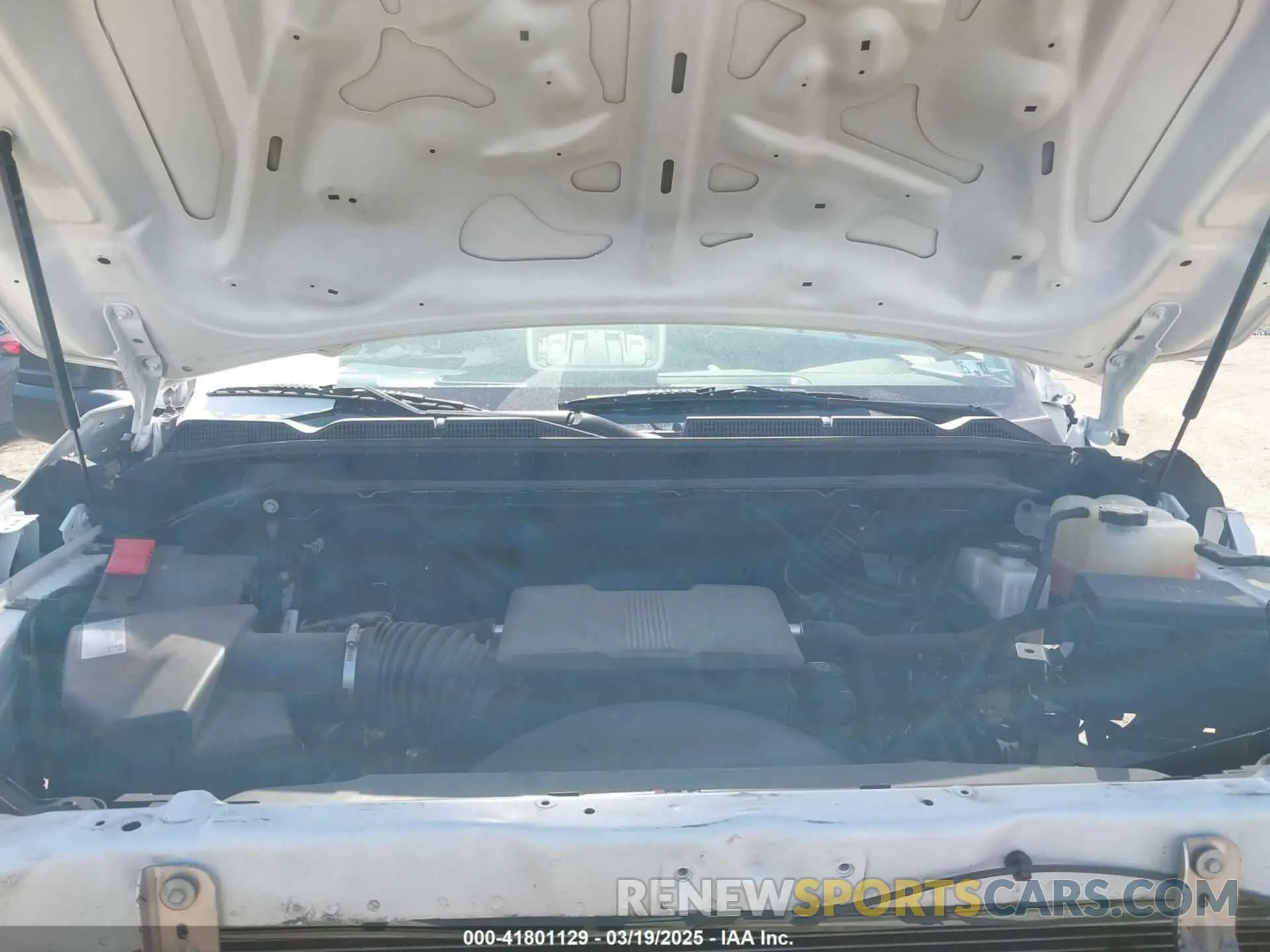 9 Photograph of a damaged car 1GT59LE75MF208395 GMC SIERRA 2500HD 2021