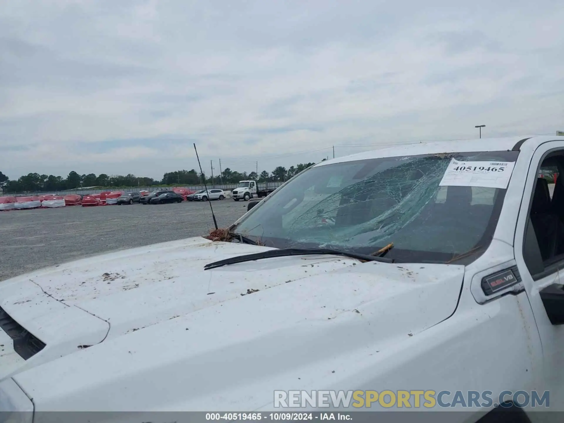 12 Photograph of a damaged car 1GT49LE77NF292961 GMC SIERRA 2500HD 2022