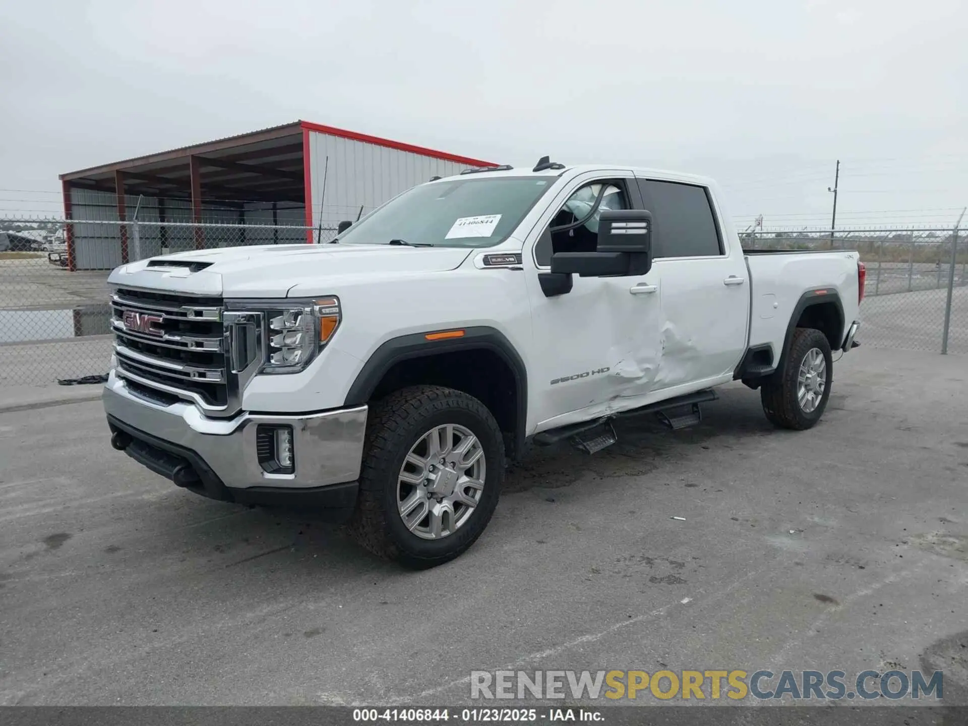 2 Photograph of a damaged car 1GT49ME77NF156609 GMC SIERRA 2500HD 2022