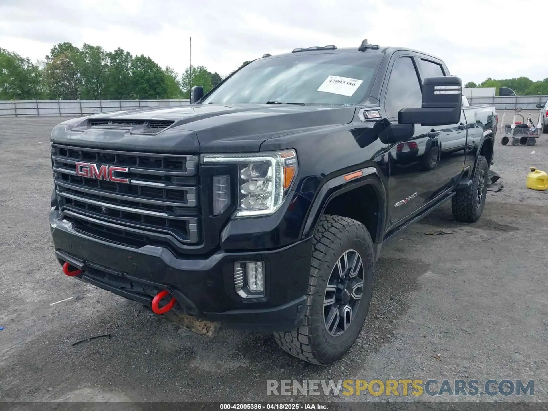 11 Photograph of a damaged car 1GT49PEY9NF193770 GMC SIERRA 2500HD 2022