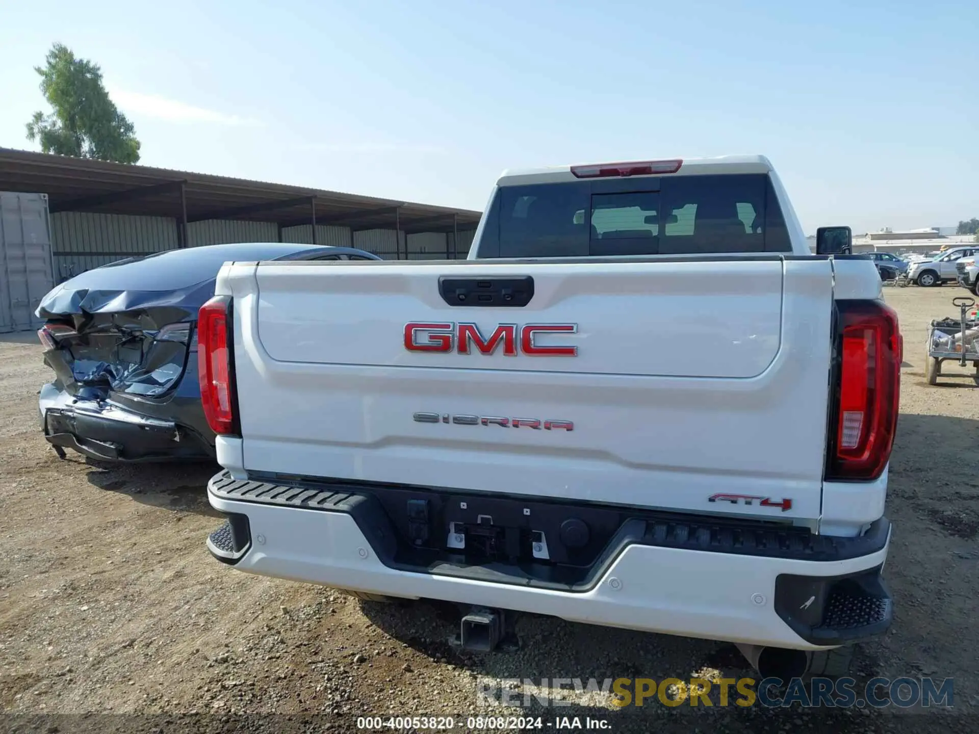 14 Photograph of a damaged car 1GT49PEYXNF194149 GMC SIERRA 2500HD 2022