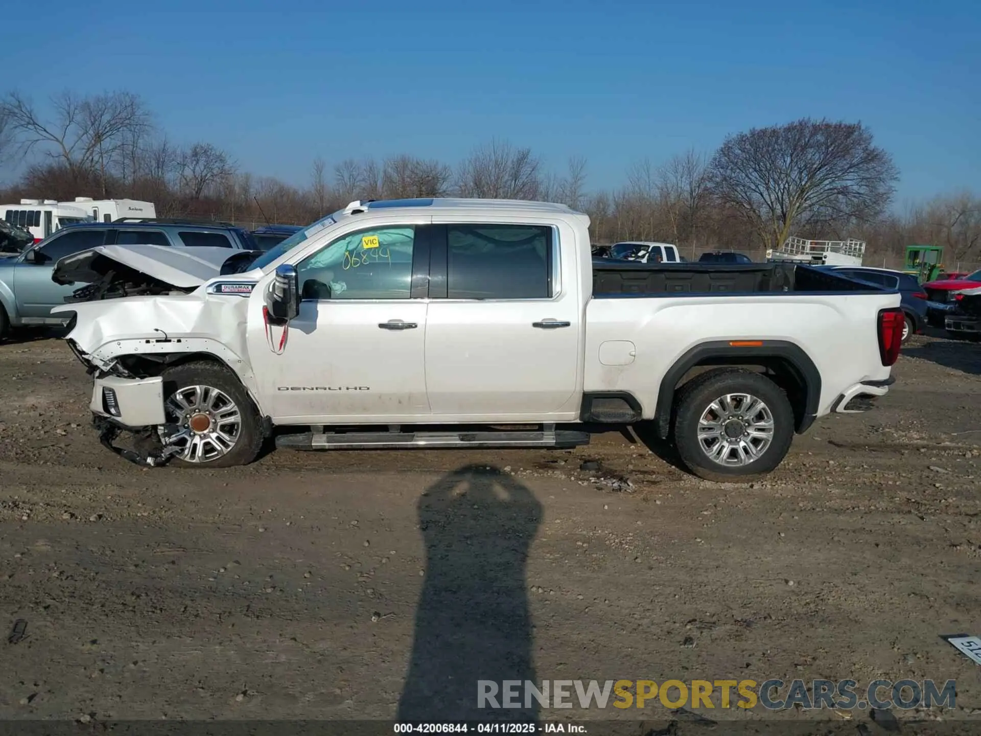 14 Photograph of a damaged car 1GT49REY0NF234251 GMC SIERRA 2500HD 2022