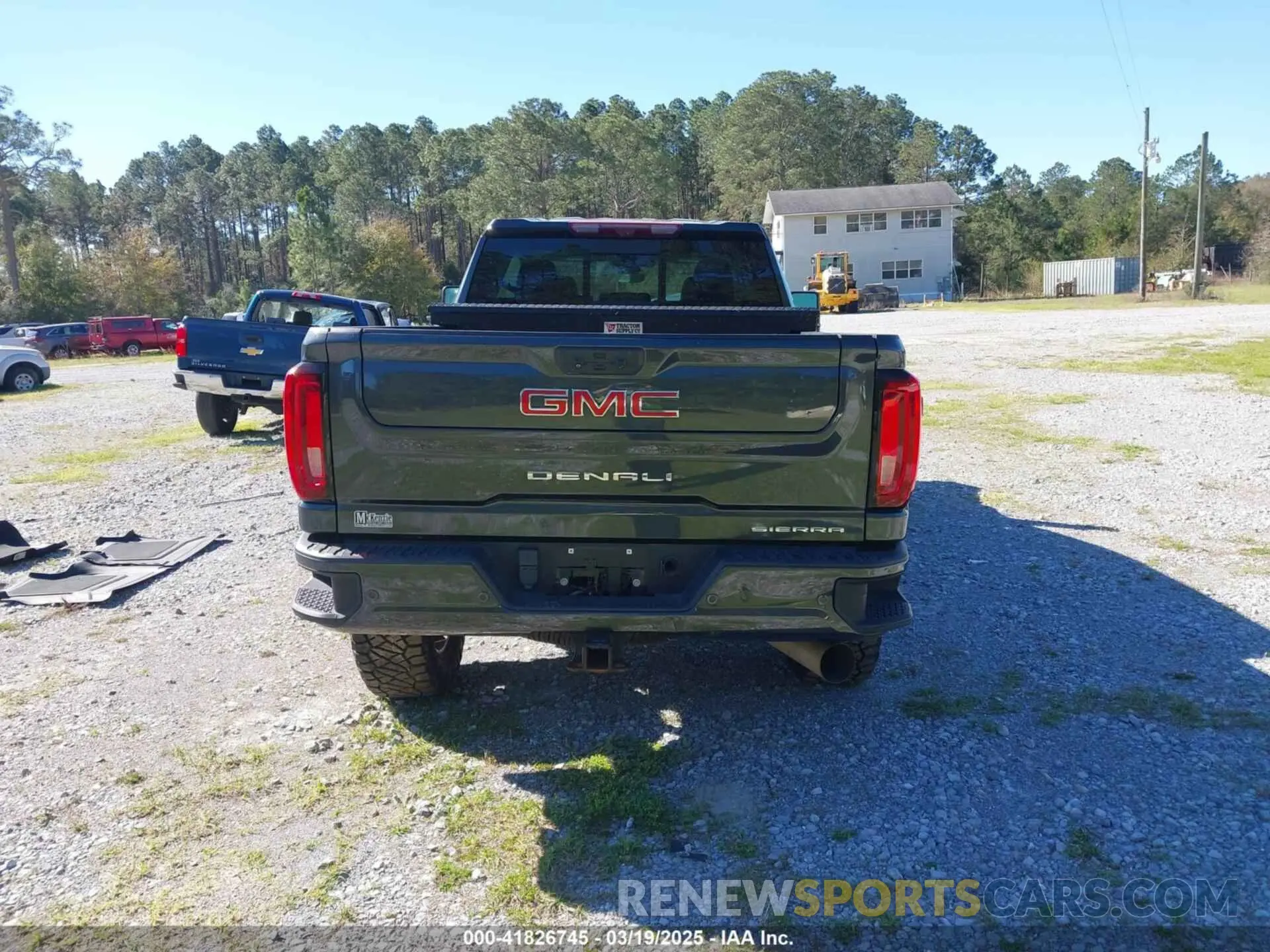 15 Photograph of a damaged car 1GT49REY0NF347293 GMC SIERRA 2500HD 2022
