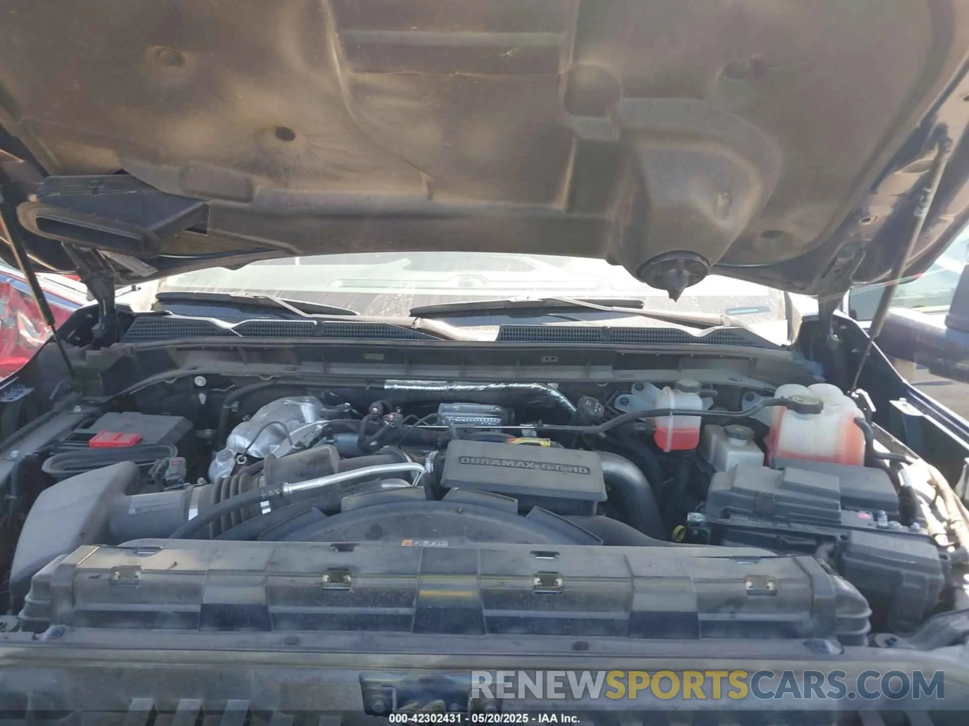 10 Photograph of a damaged car 1GT49REY2NF228676 GMC SIERRA 2500HD 2022
