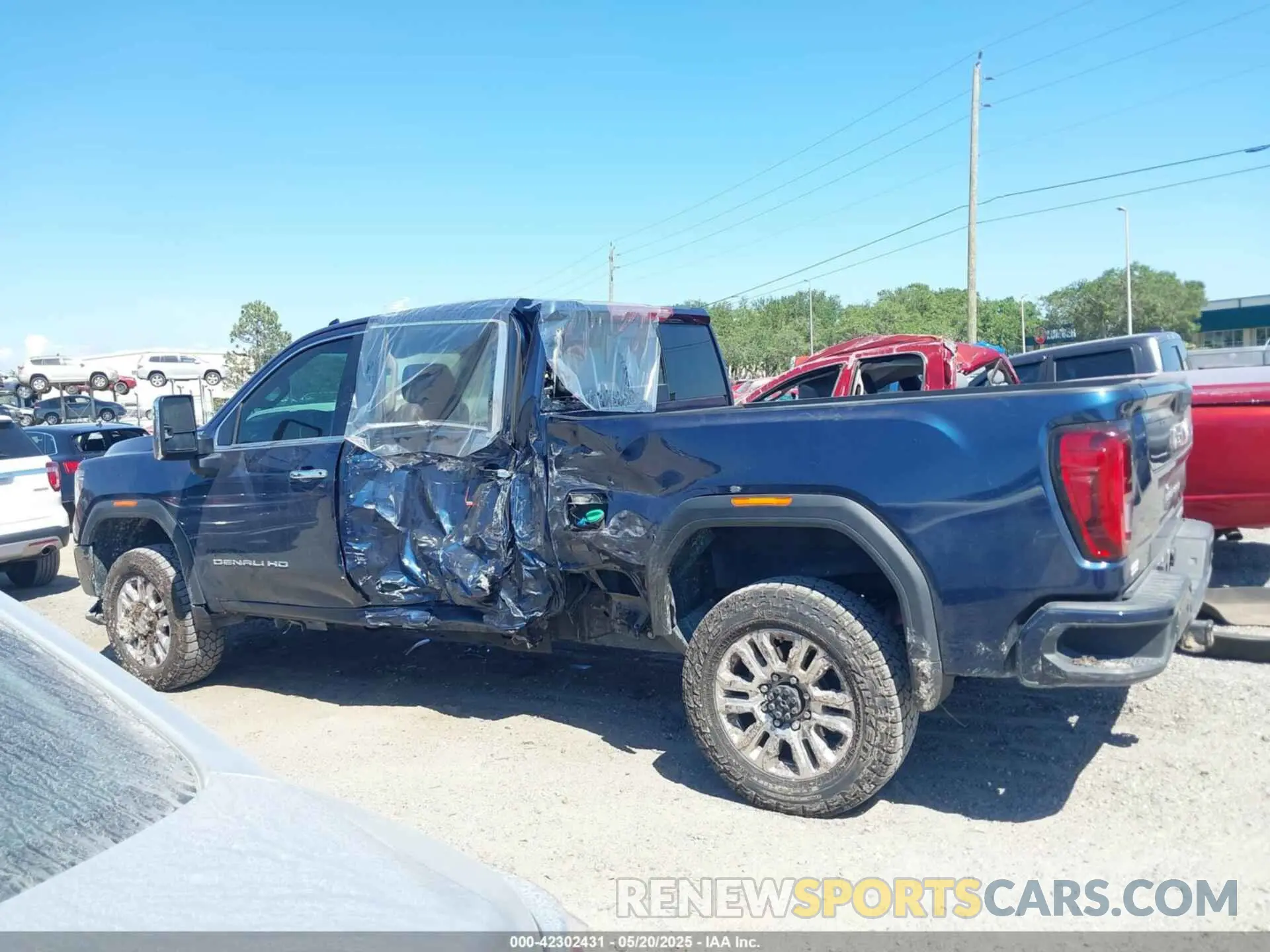 15 Photograph of a damaged car 1GT49REY2NF228676 GMC SIERRA 2500HD 2022