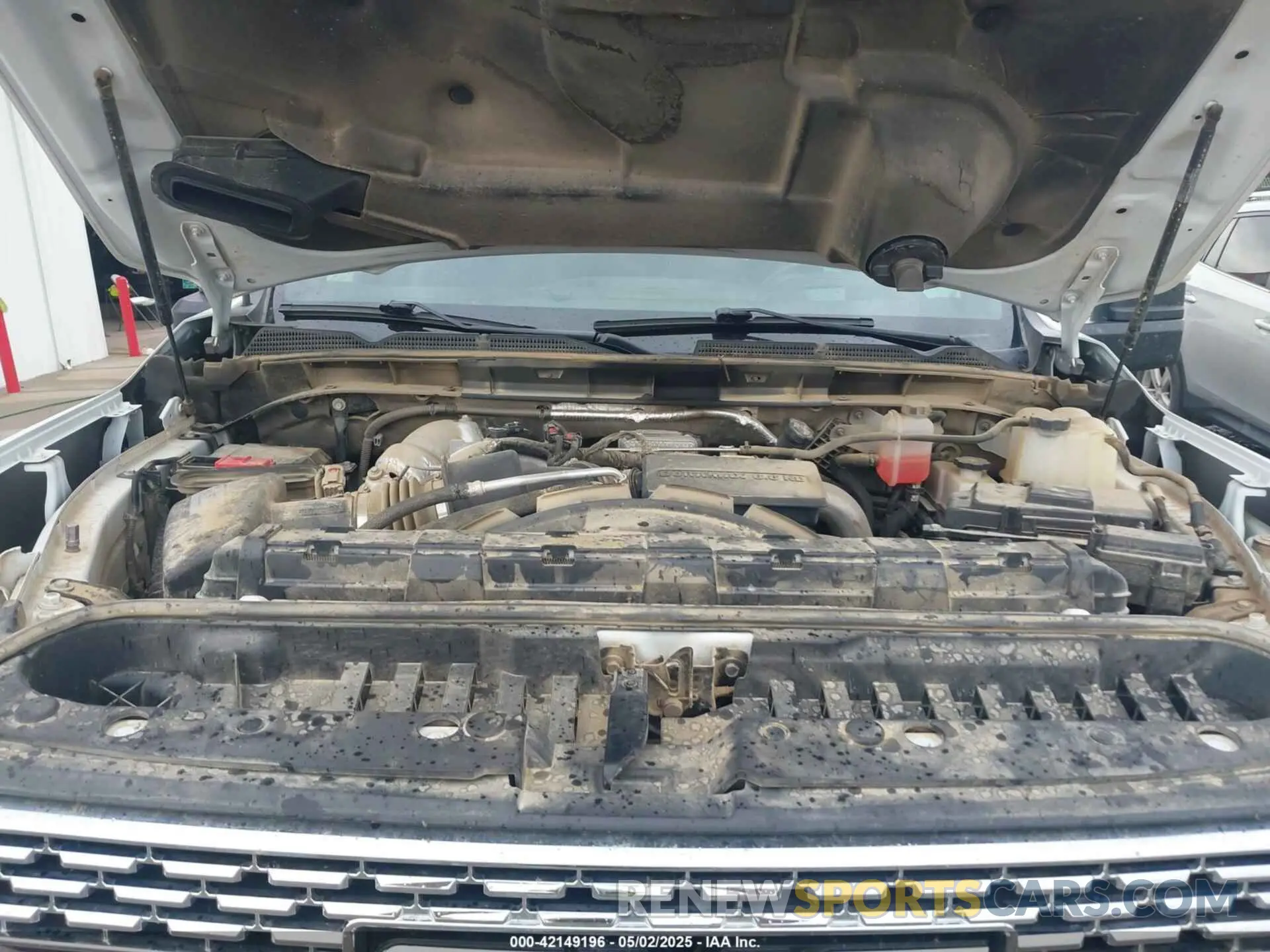 9 Photograph of a damaged car 1GT49REY4NF146559 GMC SIERRA 2500HD 2022