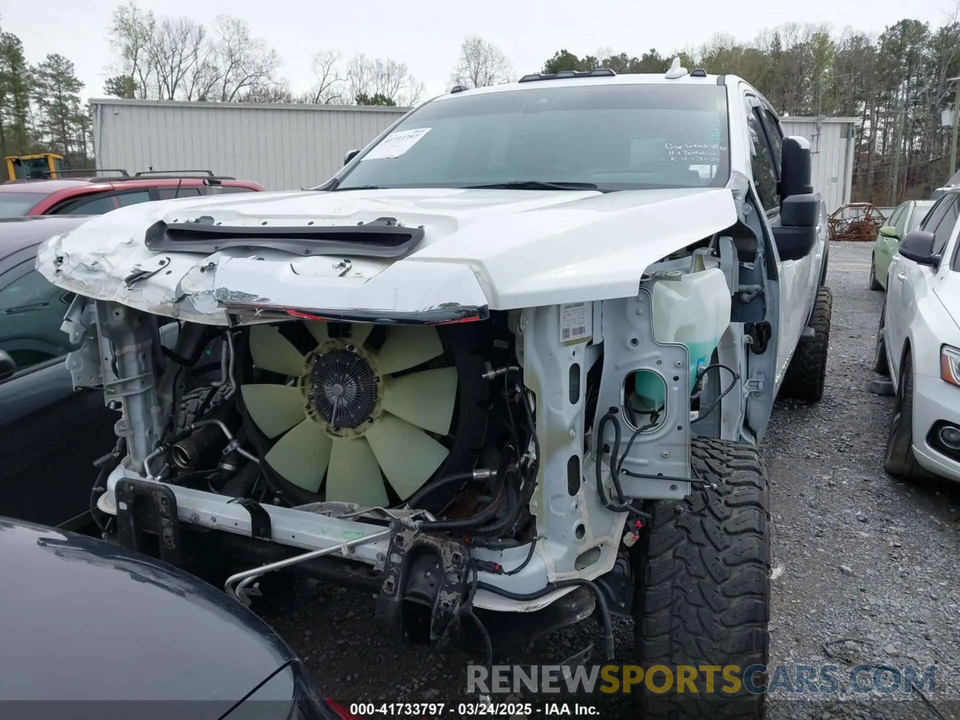 15 Photograph of a damaged car 1GT49REY7NF131859 GMC SIERRA 2500HD 2022