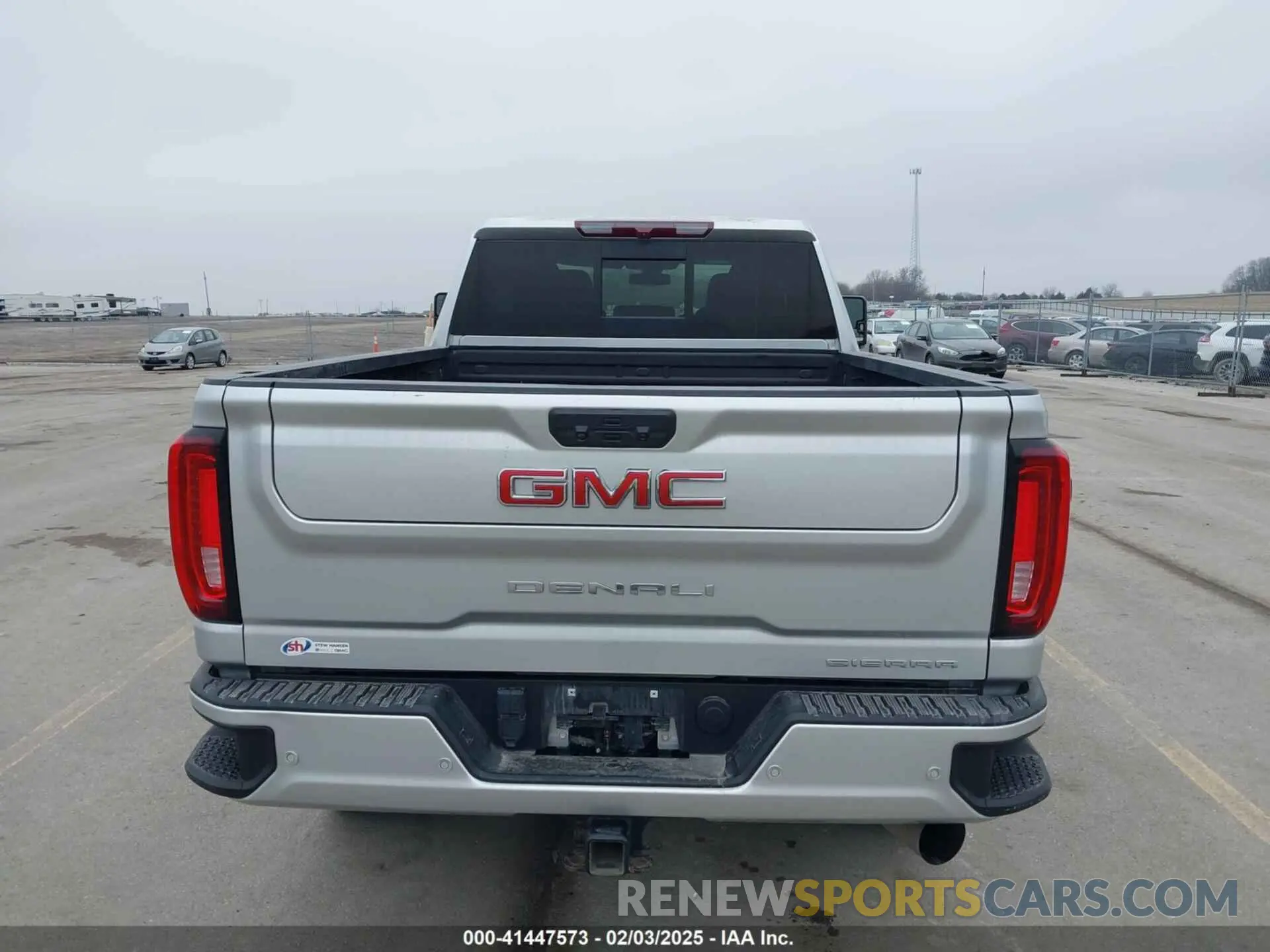 14 Photograph of a damaged car 1GT49REY9NF229422 GMC SIERRA 2500HD 2022
