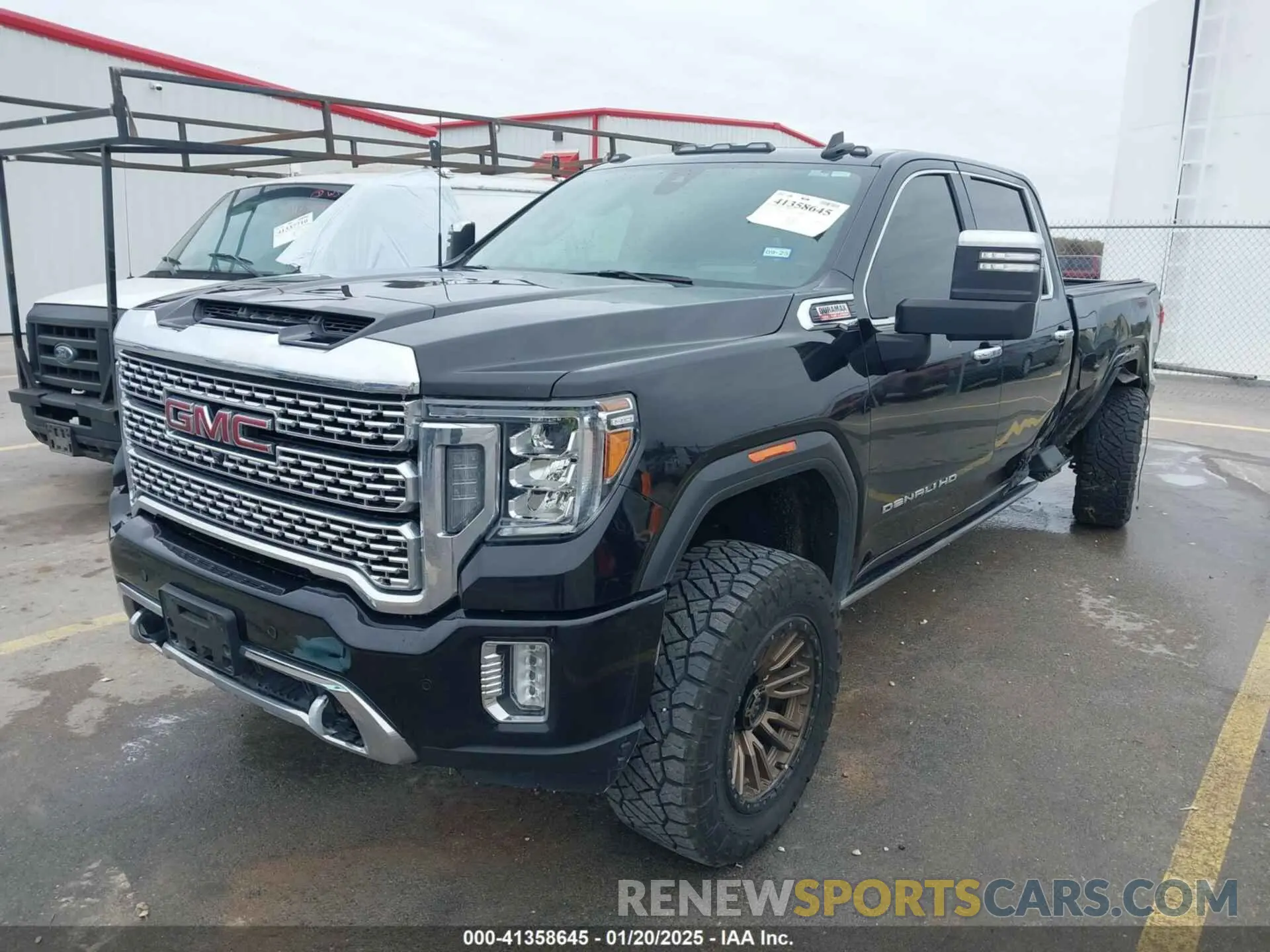 2 Photograph of a damaged car 1GT49REYXNF156948 GMC SIERRA 2500HD 2022