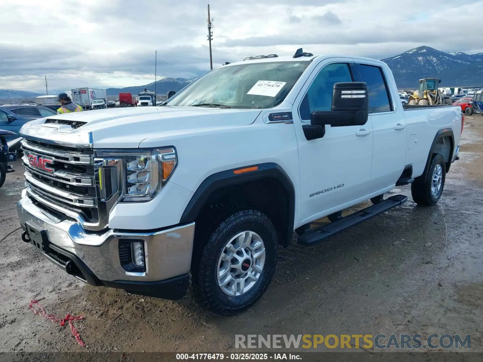 2 Photograph of a damaged car 1GT59ME70NF278233 GMC SIERRA 2500HD 2022