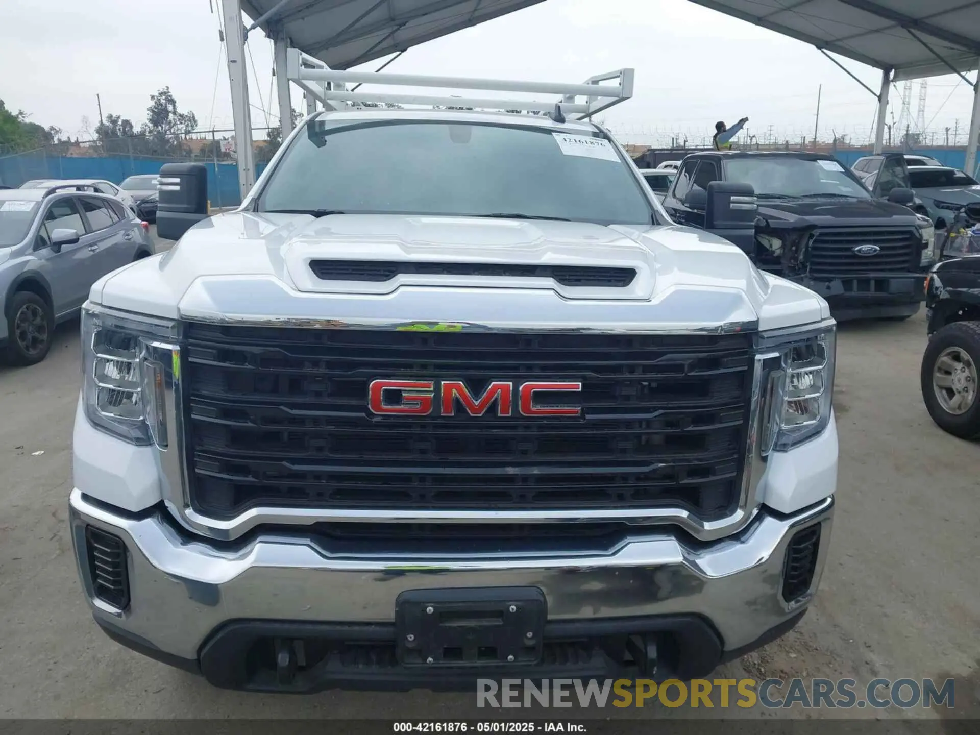 12 Photograph of a damaged car 1GT18LE79PF203383 GMC SIERRA 2500HD 2023