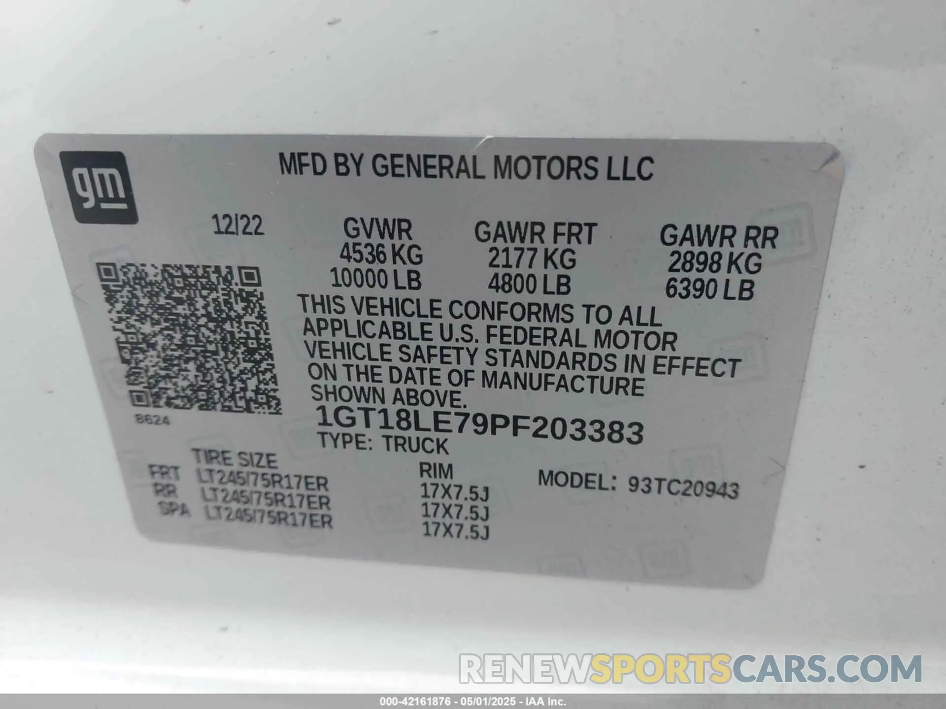 9 Photograph of a damaged car 1GT18LE79PF203383 GMC SIERRA 2500HD 2023