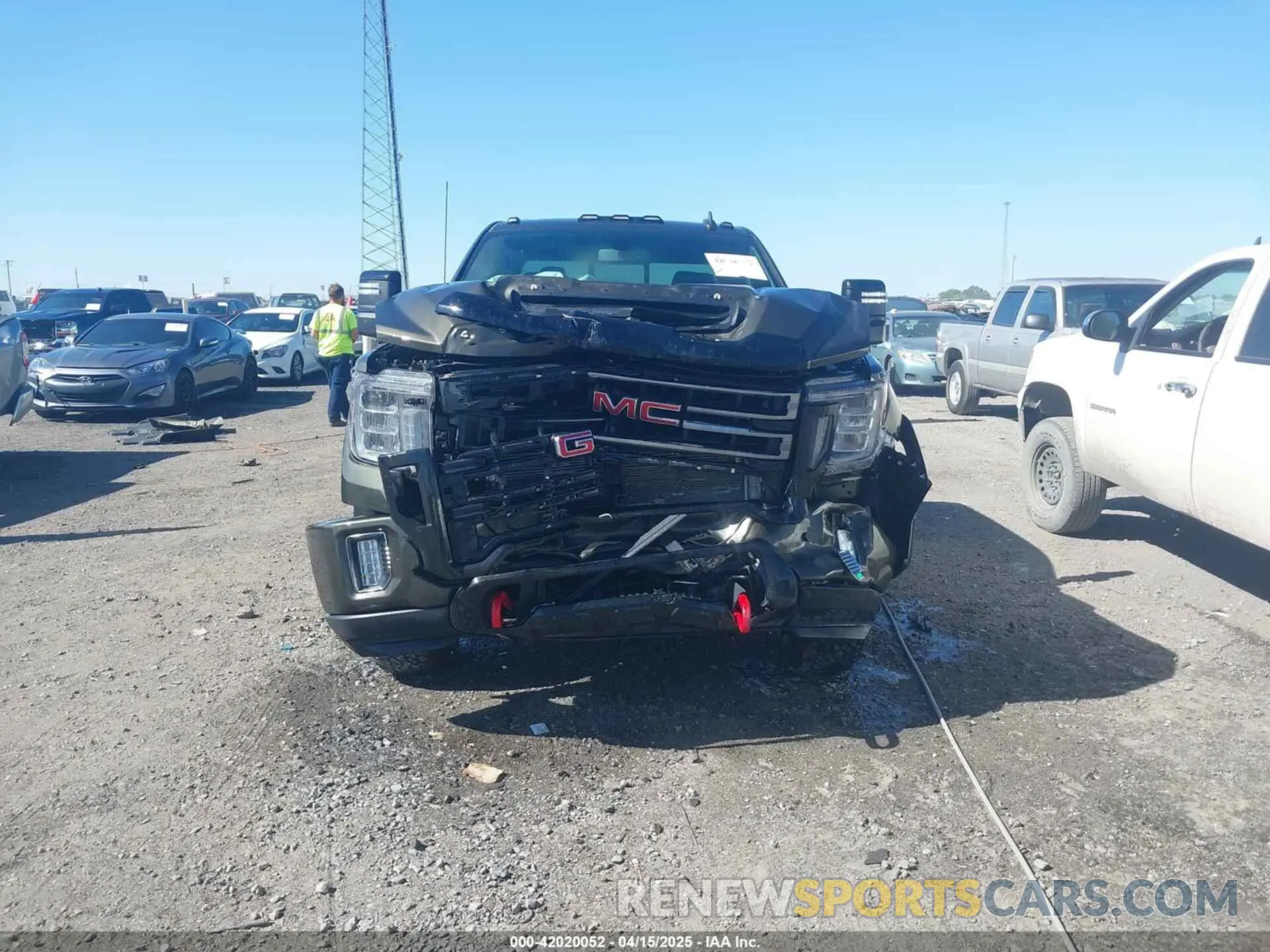 14 Photograph of a damaged car 1GT49PEY0PF166315 GMC SIERRA 2500HD 2023