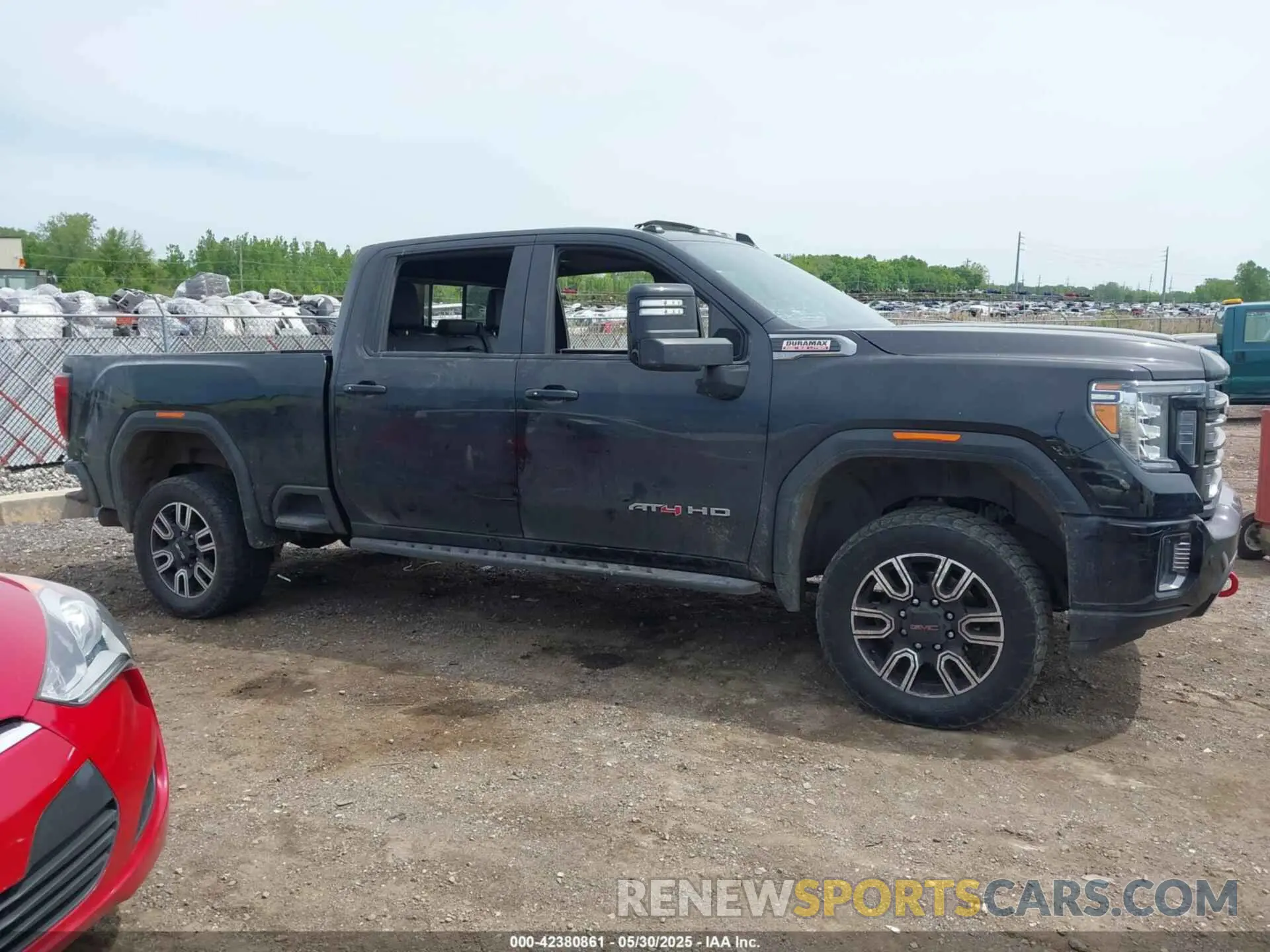 17 Photograph of a damaged car 1GT49PEY0PF223418 GMC SIERRA 2500HD 2023