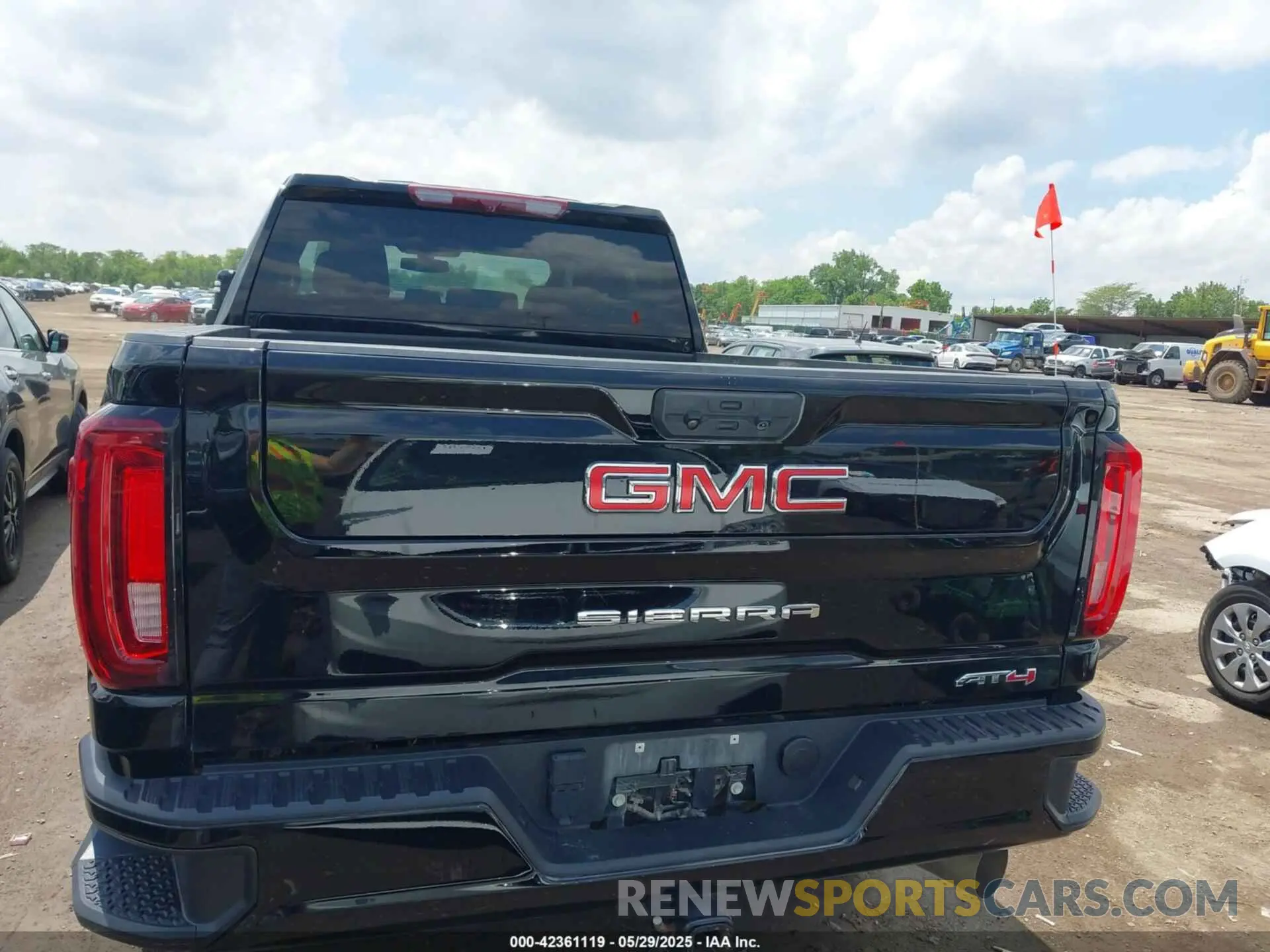 16 Photograph of a damaged car 1GT49PEY1PF124851 GMC SIERRA 2500HD 2023