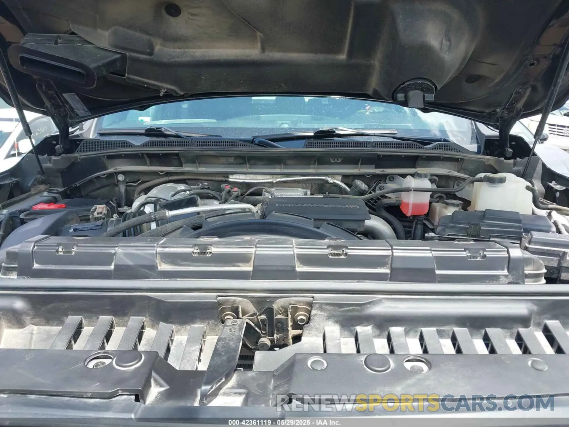 9 Photograph of a damaged car 1GT49PEY1PF124851 GMC SIERRA 2500HD 2023